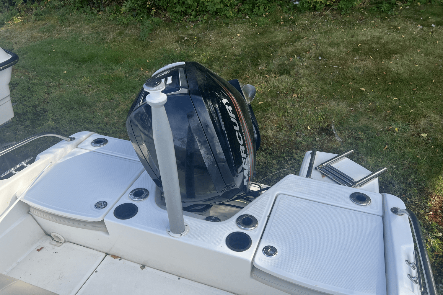 2019 Boston Whaler 170 DAUNTLESS Image Thumbnail #6