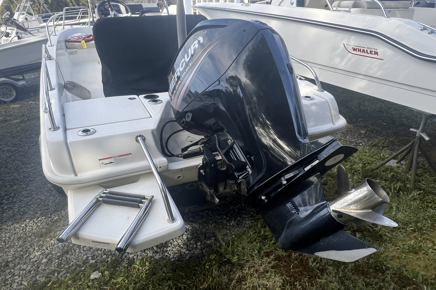 2019 Boston Whaler 170 DAUNTLESS Image Thumbnail #15