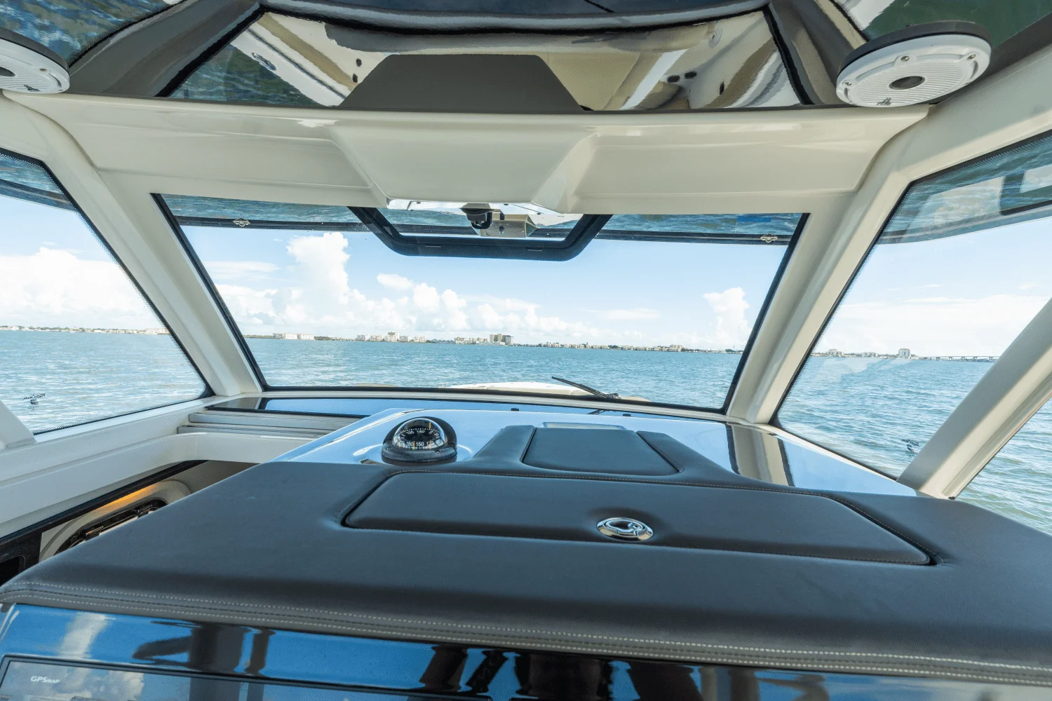 2019 Pursuit 408 Image Thumbnail #11