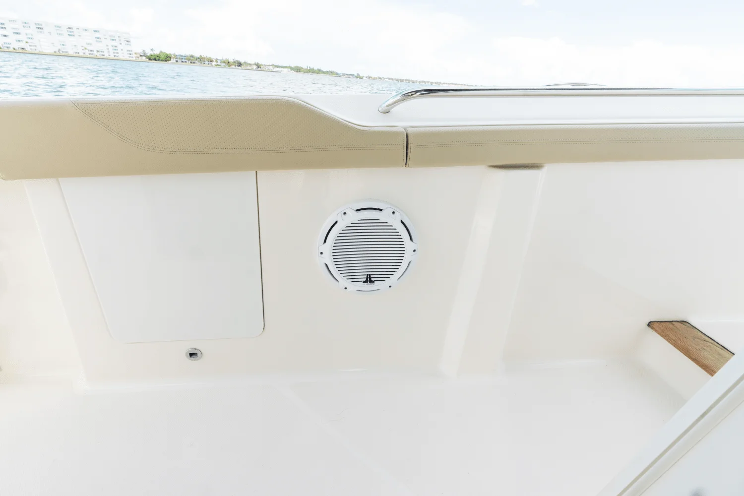 2019 Pursuit 408 Image Thumbnail #26