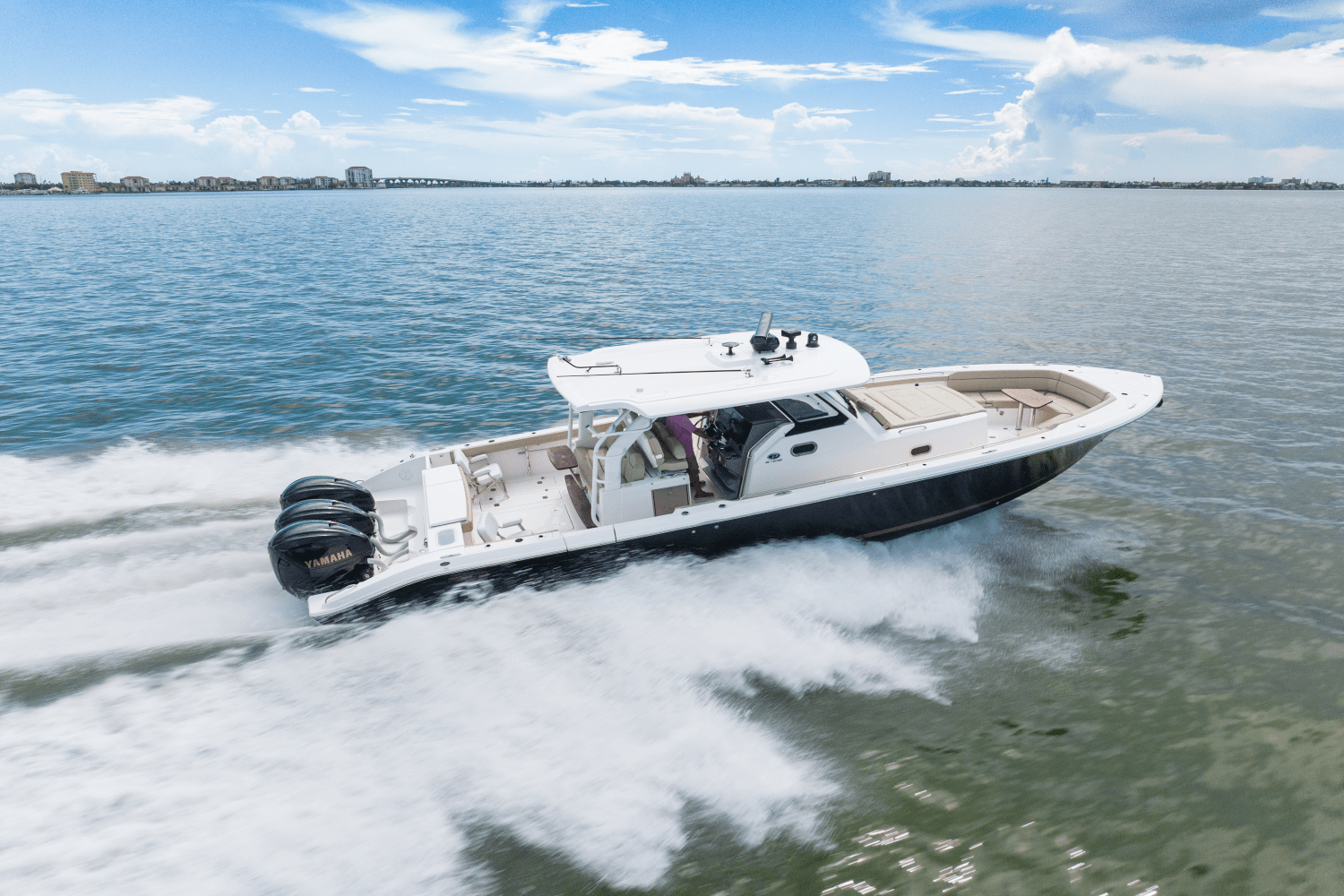 2019 Pursuit 408 Image Thumbnail #5