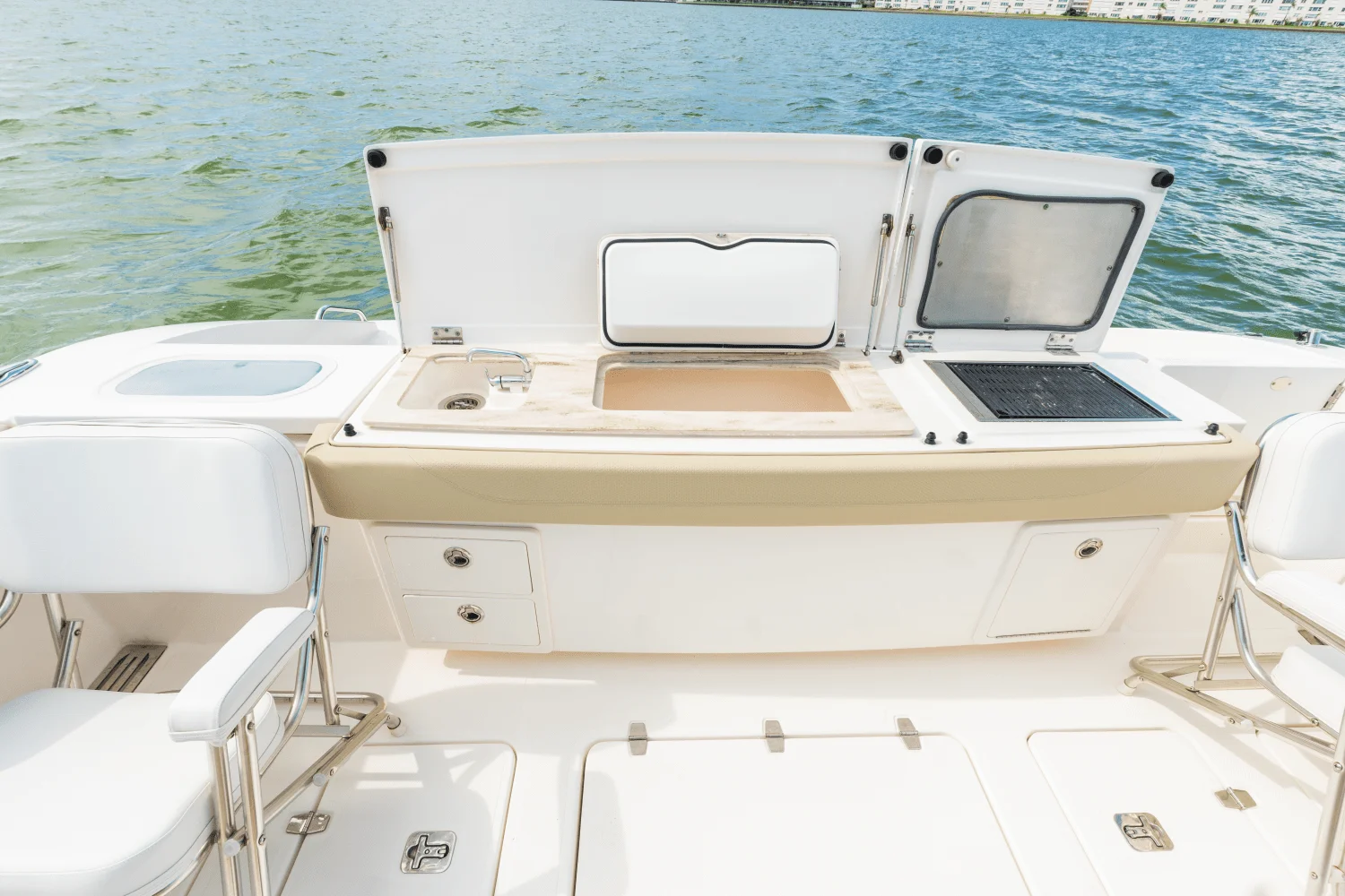 2019 Pursuit 408 Image Thumbnail #18