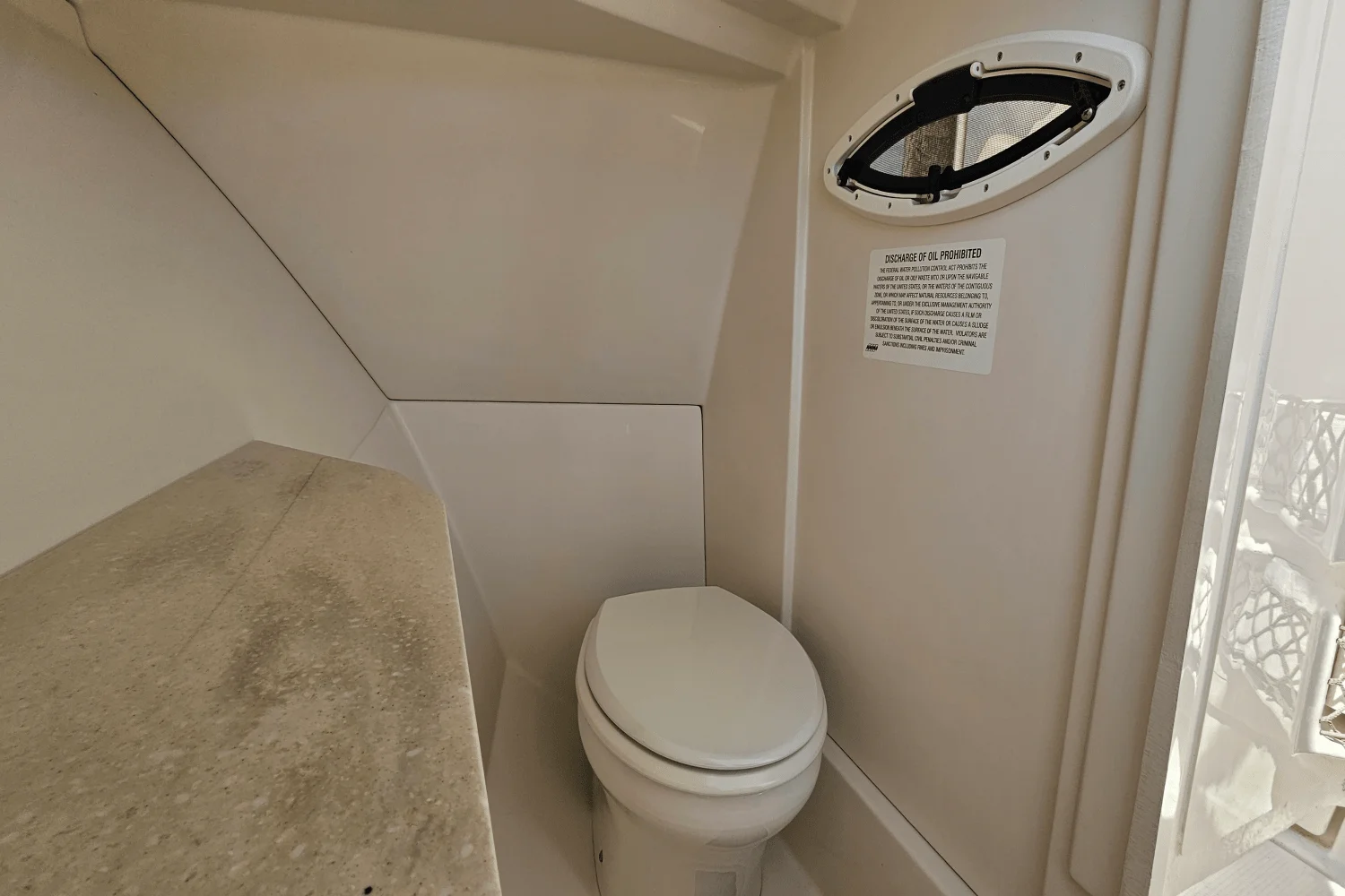 2023 Sailfish 276 DC Image Thumbnail #32