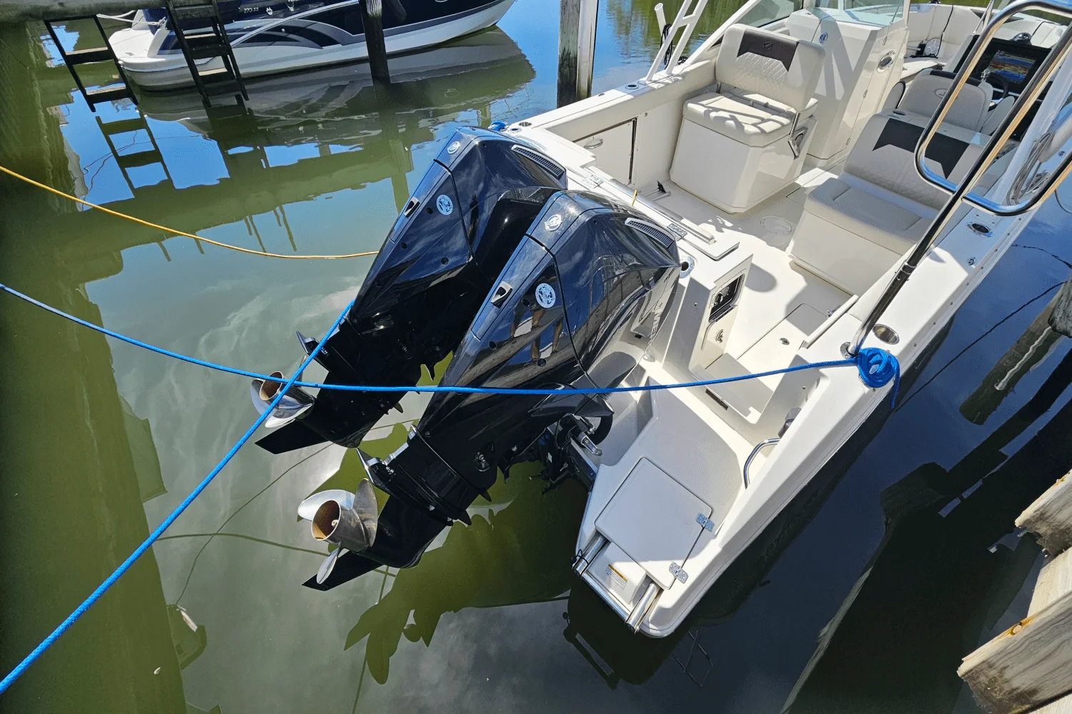 2023 Sailfish 276 DC Image Thumbnail #3