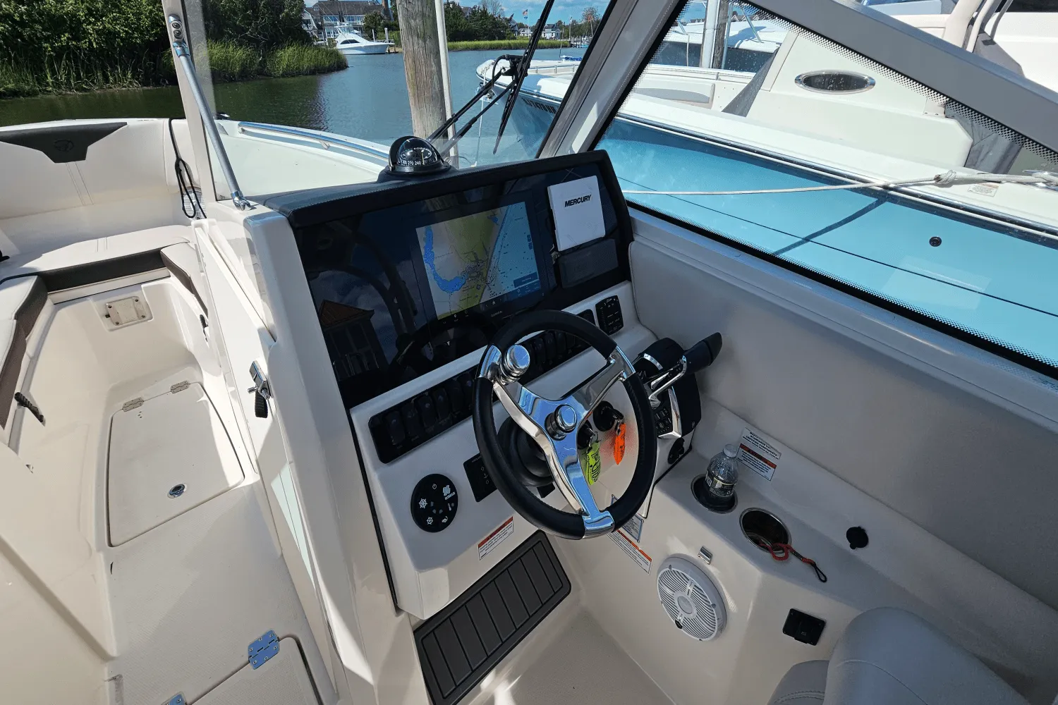 2023 Sailfish 276 DC Image Thumbnail #18