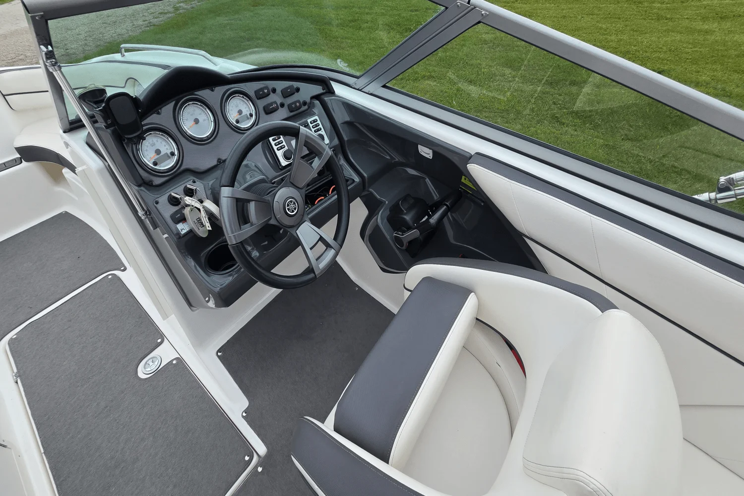 2013 Yamaha 210SX Image Thumbnail #9