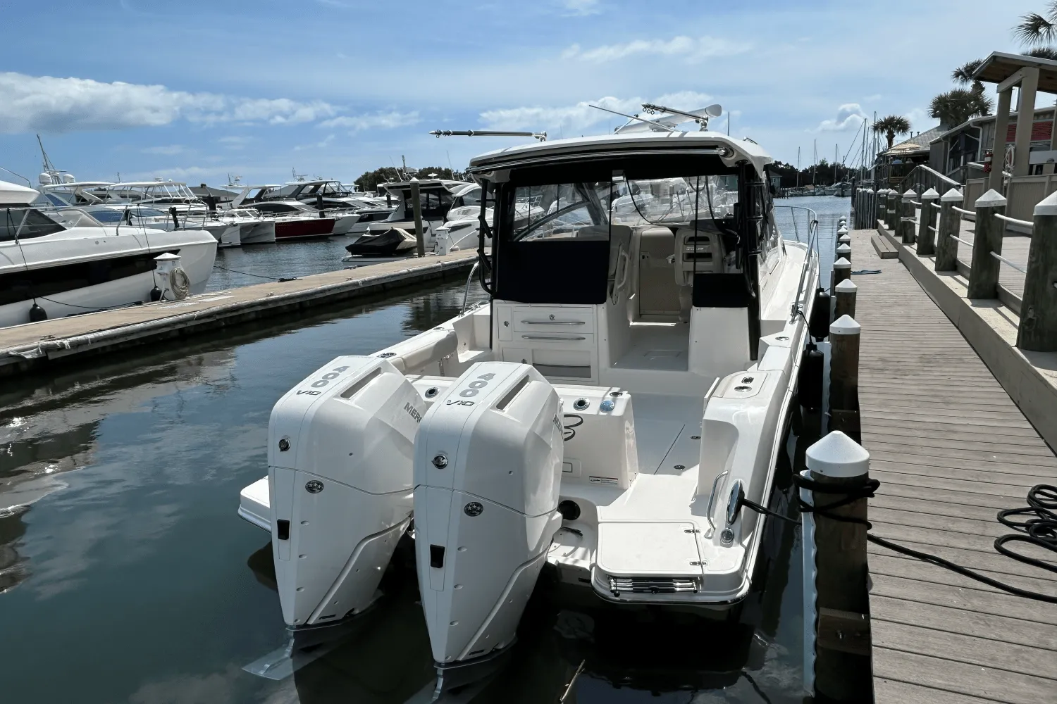 2025 Boston Whaler 325 Conquest Image Thumbnail #10