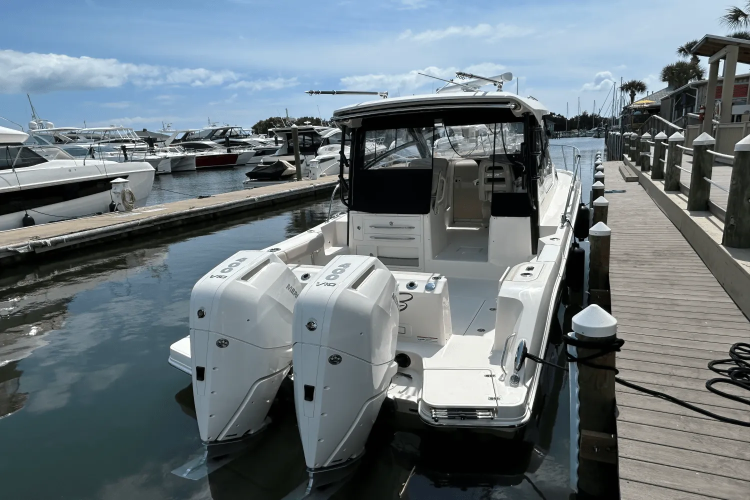 2025 Boston Whaler 325 Conquest Image Thumbnail #9