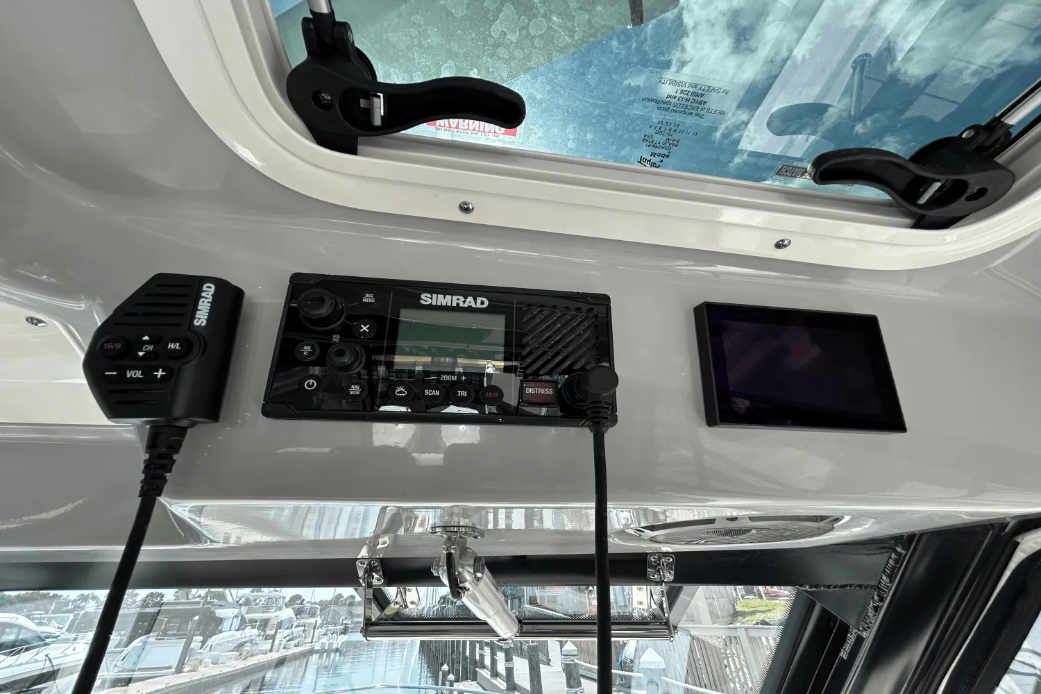2025 Boston Whaler 325 Conquest Image Thumbnail #44