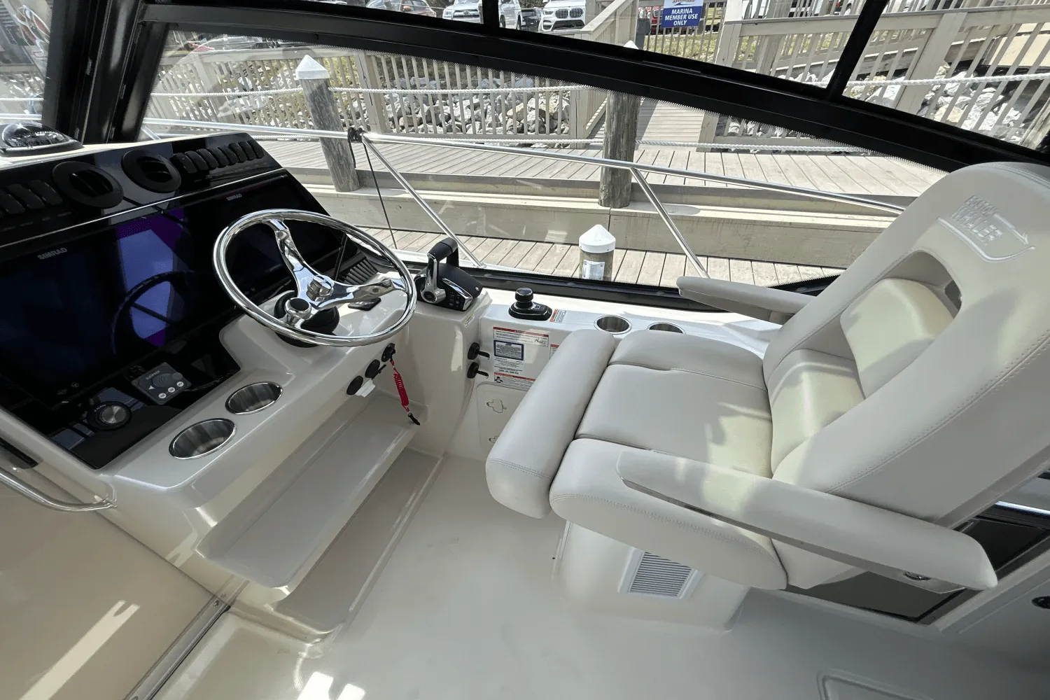 2025 Boston Whaler 325 Conquest Image Thumbnail #30