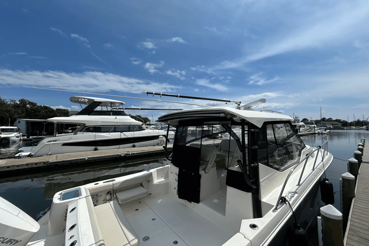 2025 Boston Whaler 325 Conquest Image Thumbnail #48