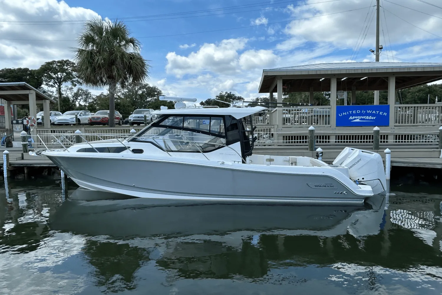 2025 Boston Whaler 325 Conquest Image Thumbnail #3