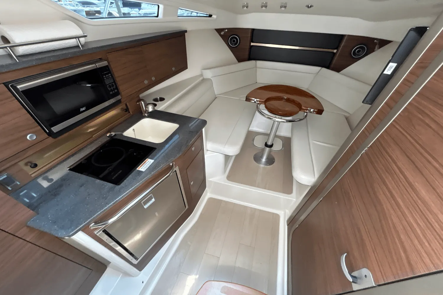 2025 Boston Whaler 325 Conquest Image Thumbnail #28