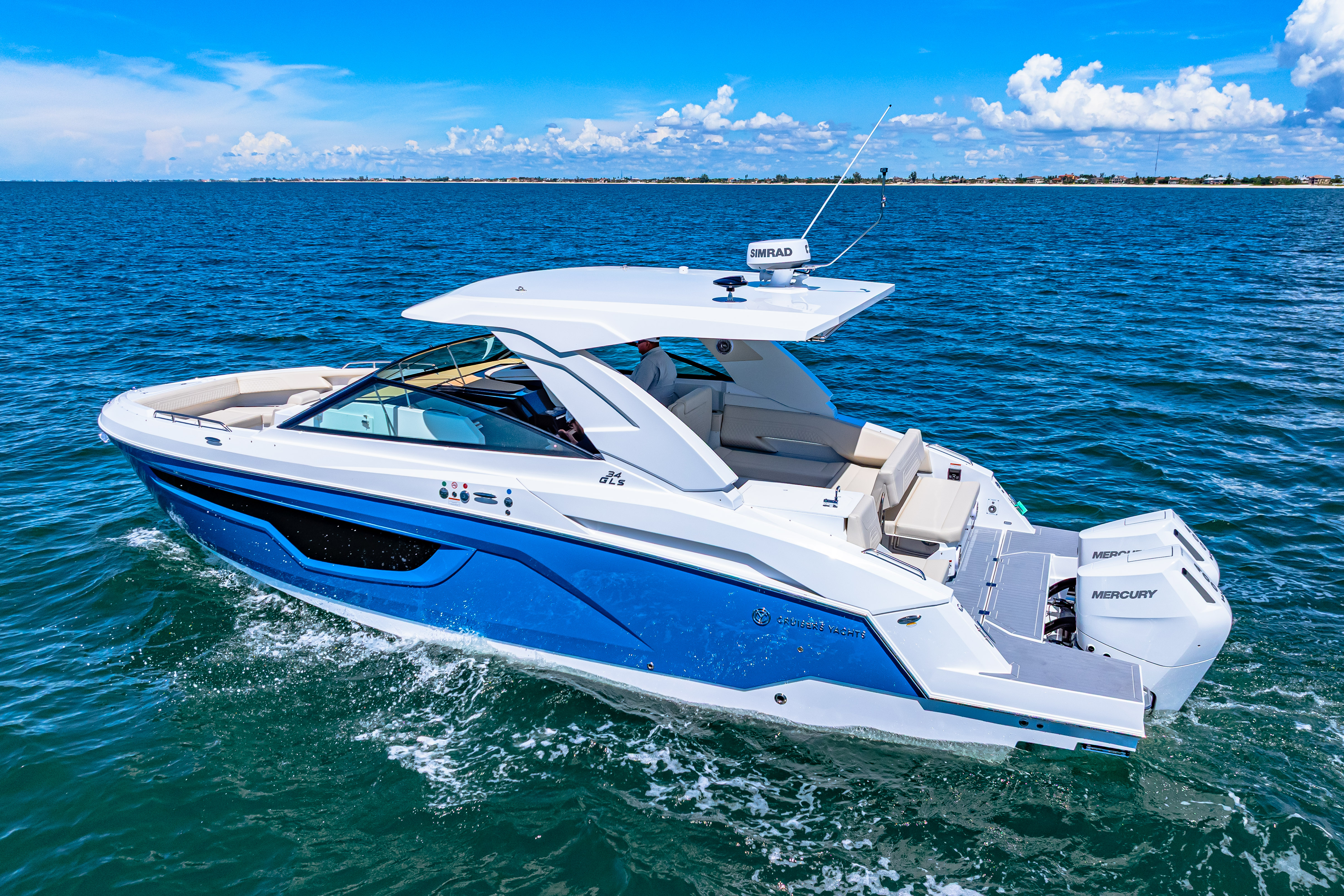 2026 Cruisers Yachts 34 GLS Outboard Image Thumbnail #8