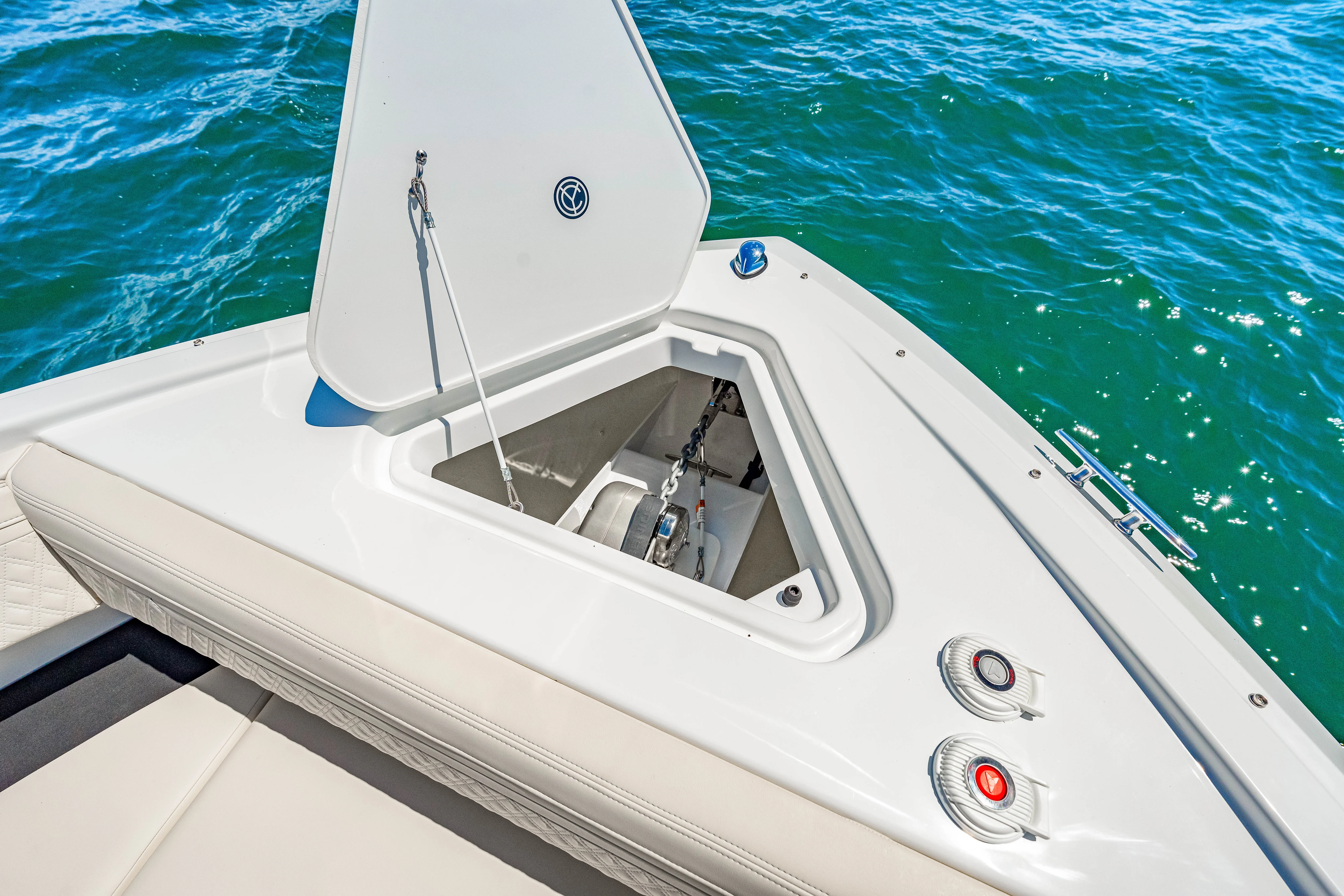 2026 Cruisers Yachts 34 GLS Outboard Image Thumbnail #42