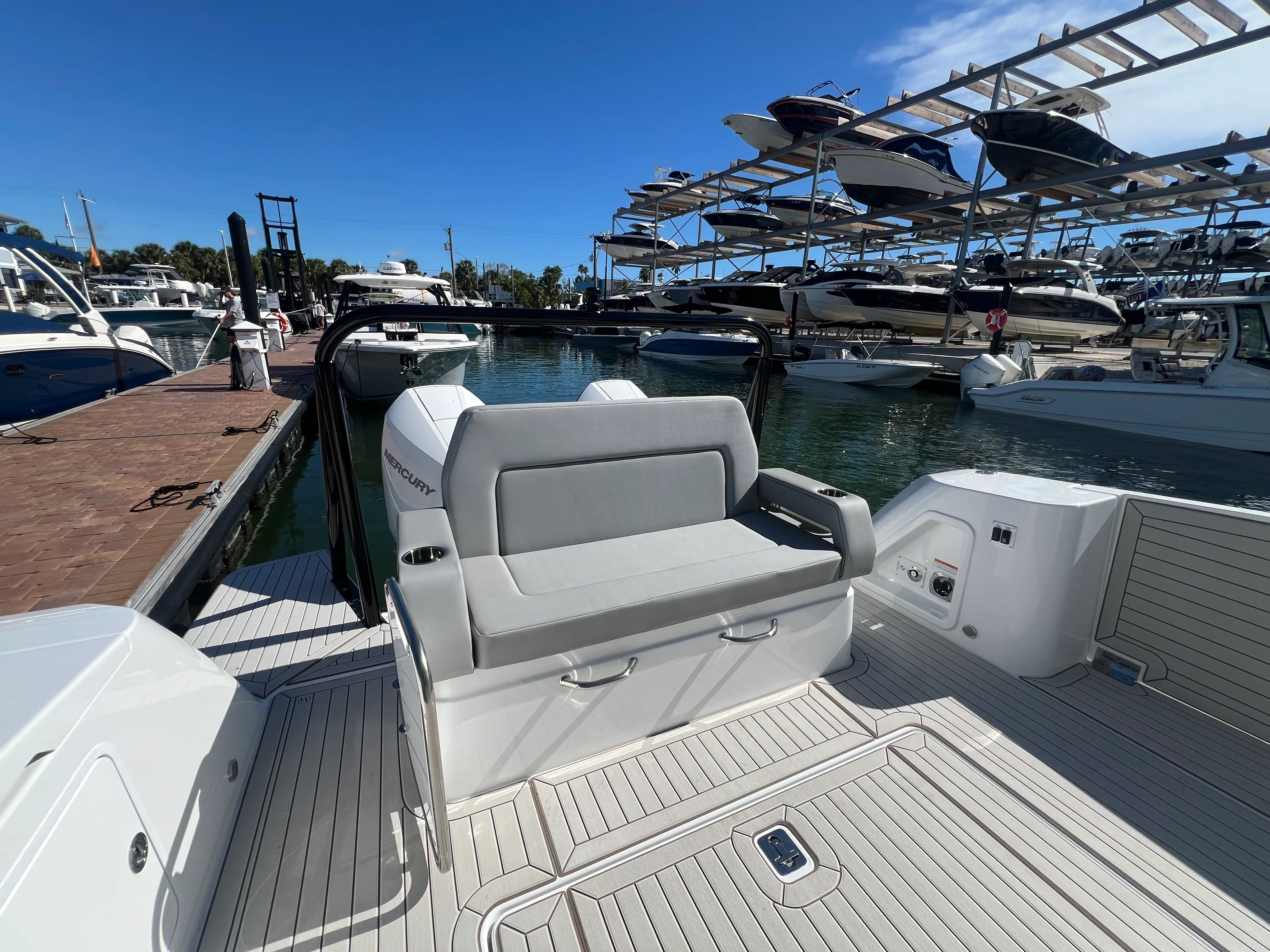 2026 Cruisers Yachts 38 VTR Image Thumbnail #21
