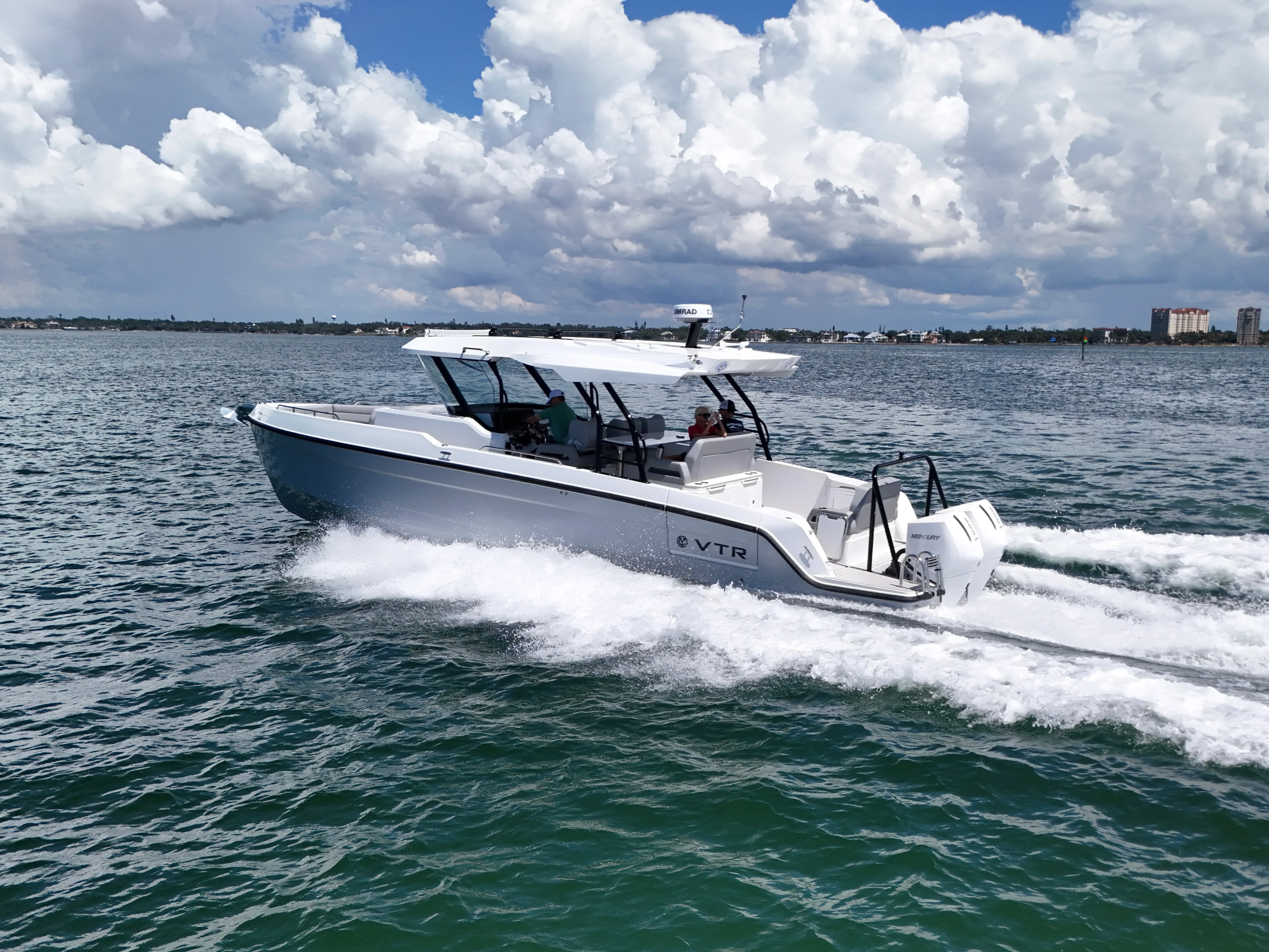 2026 Cruisers Yachts 38 VTR Image Thumbnail #13