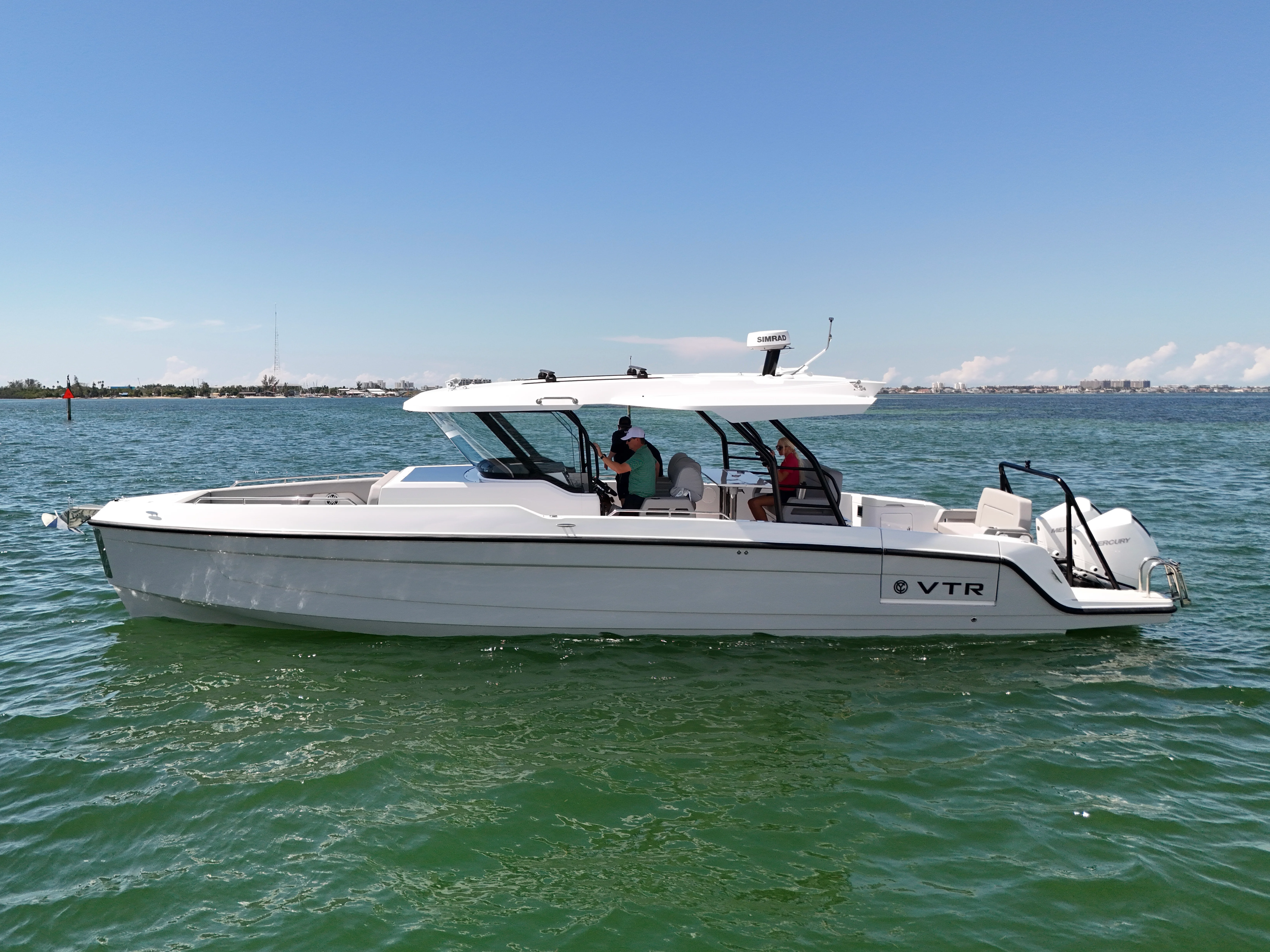 2026 Cruisers Yachts 38 VTR Image Thumbnail #0