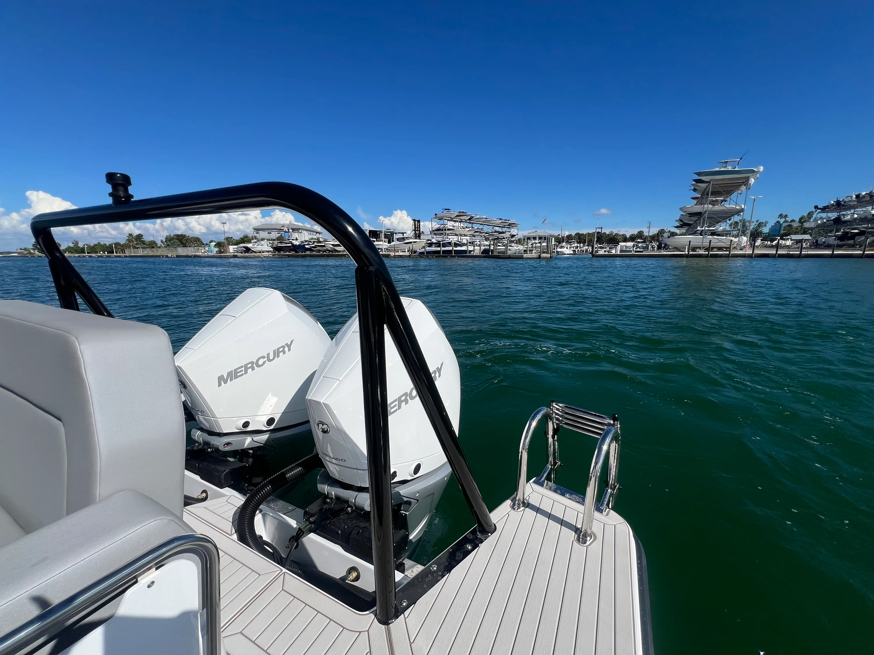 2026 Cruisers Yachts 38 VTR Image Thumbnail #46