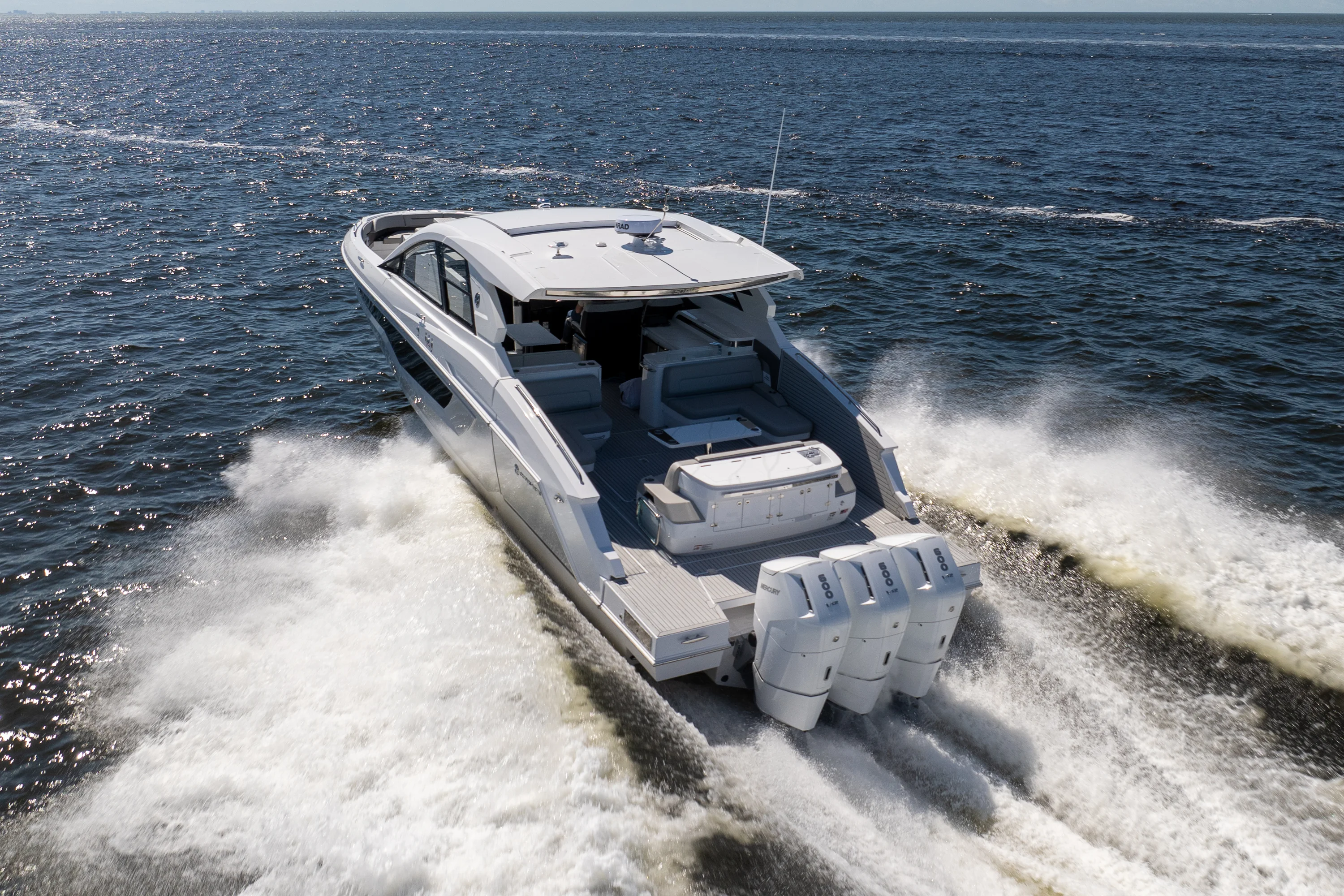 2026 Cruisers Yachts 50GLS OB Image Thumbnail #45