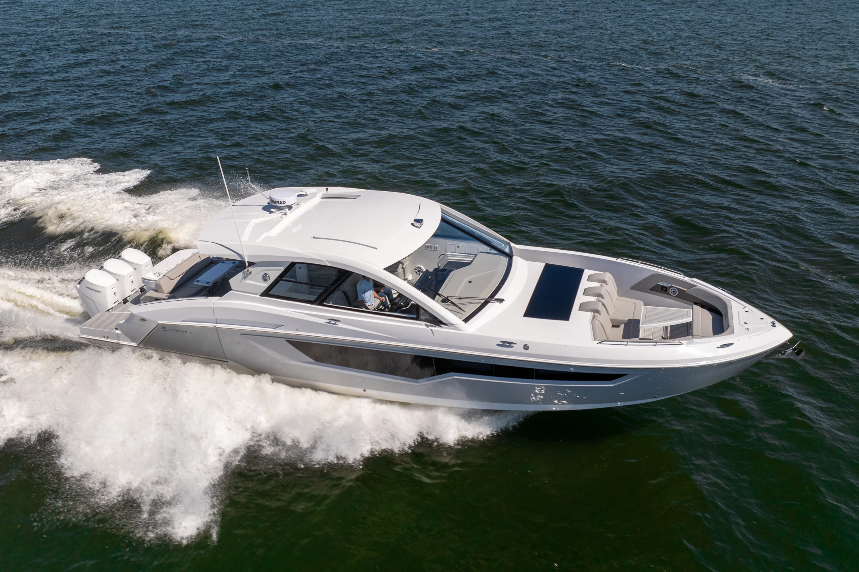 2026 Cruisers Yachts 50 GLS Outboard Image Thumbnail #52