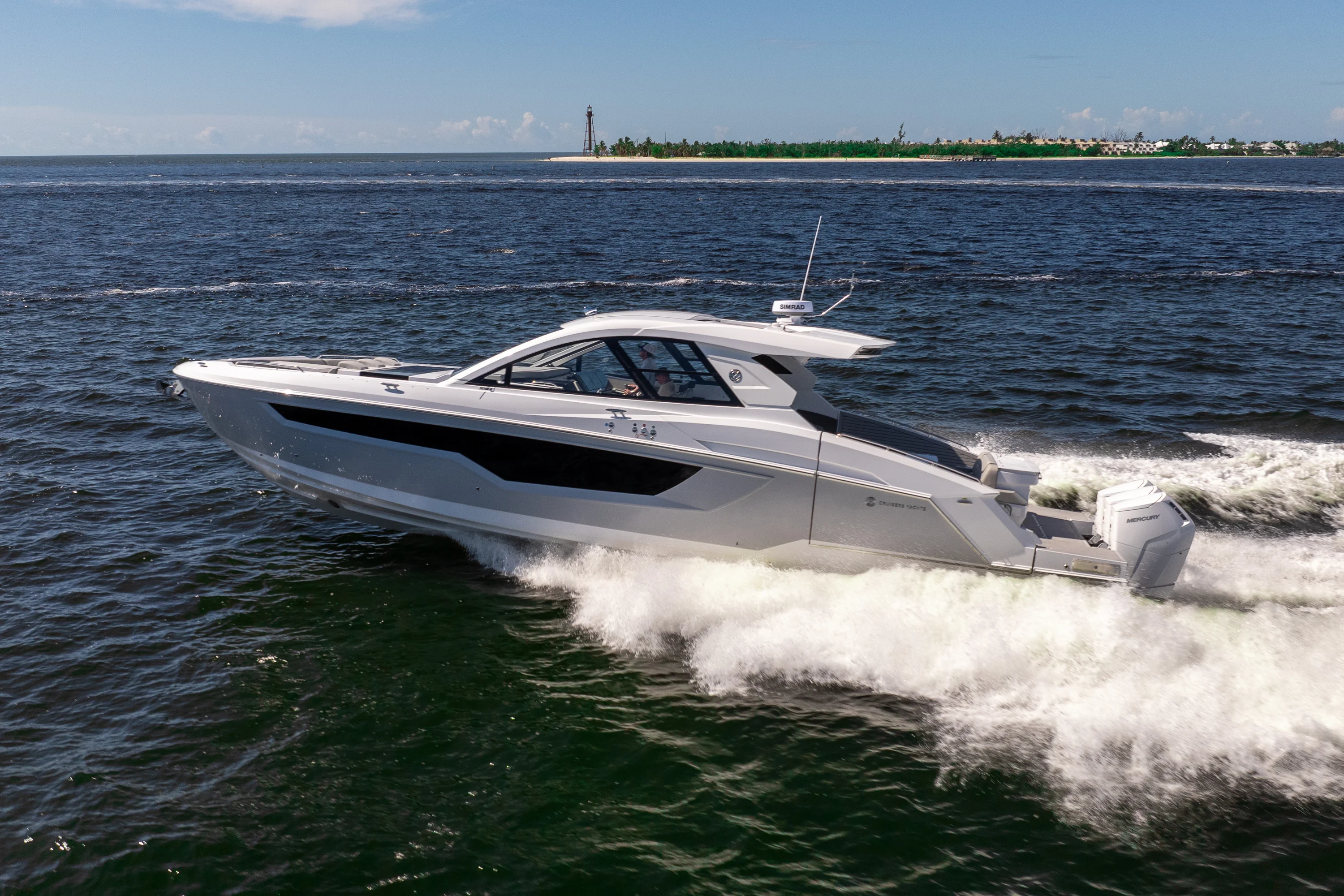 2026 Cruisers Yachts 50GLS OB Image Thumbnail #44