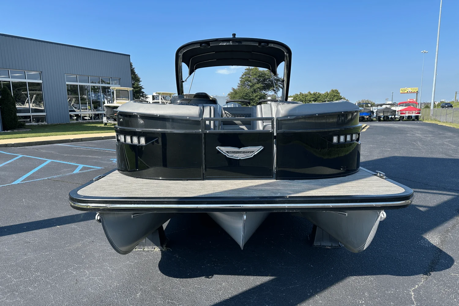 2021 Bennington 25RX Image Thumbnail #2