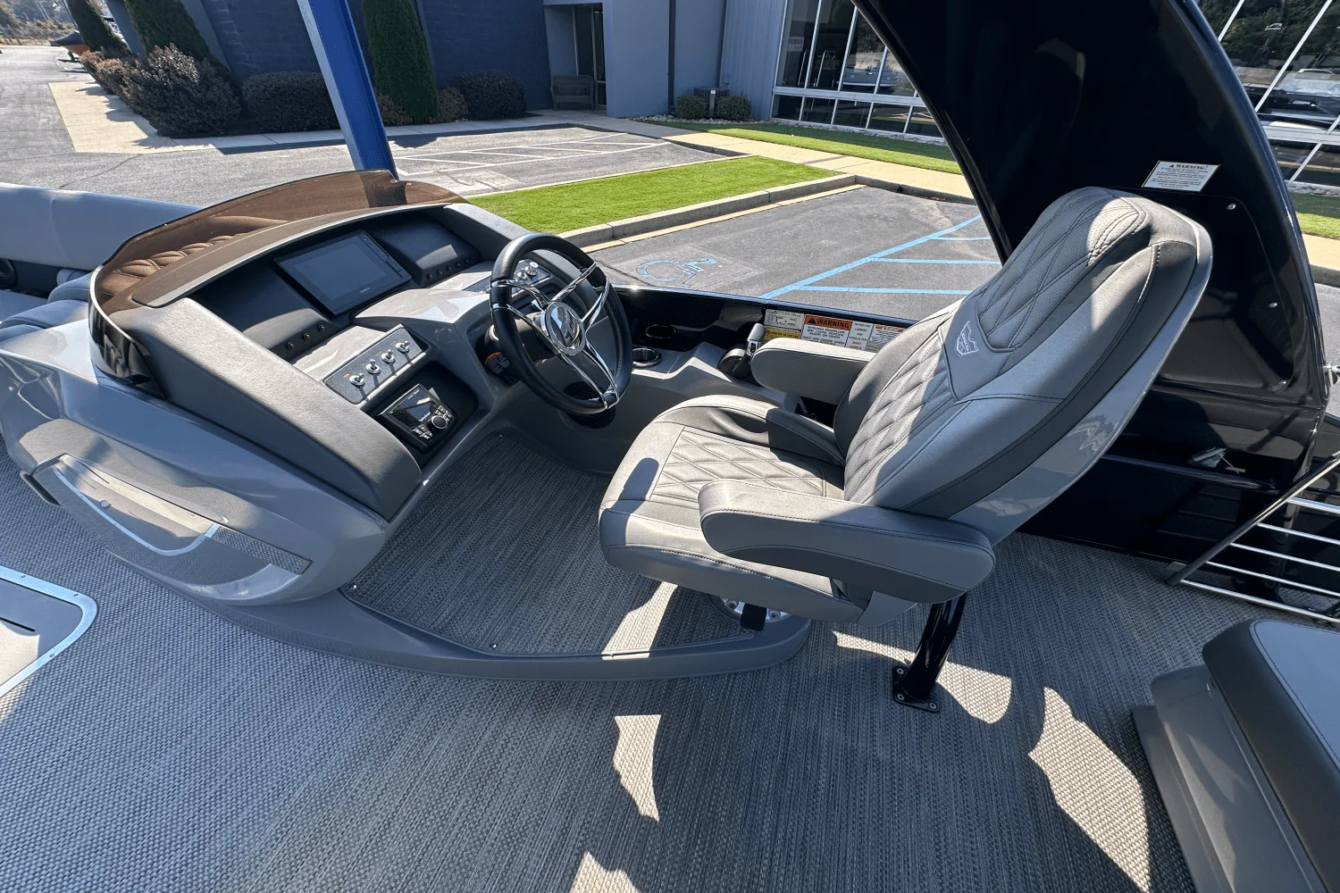 2021 Bennington 25RX Image Thumbnail #14