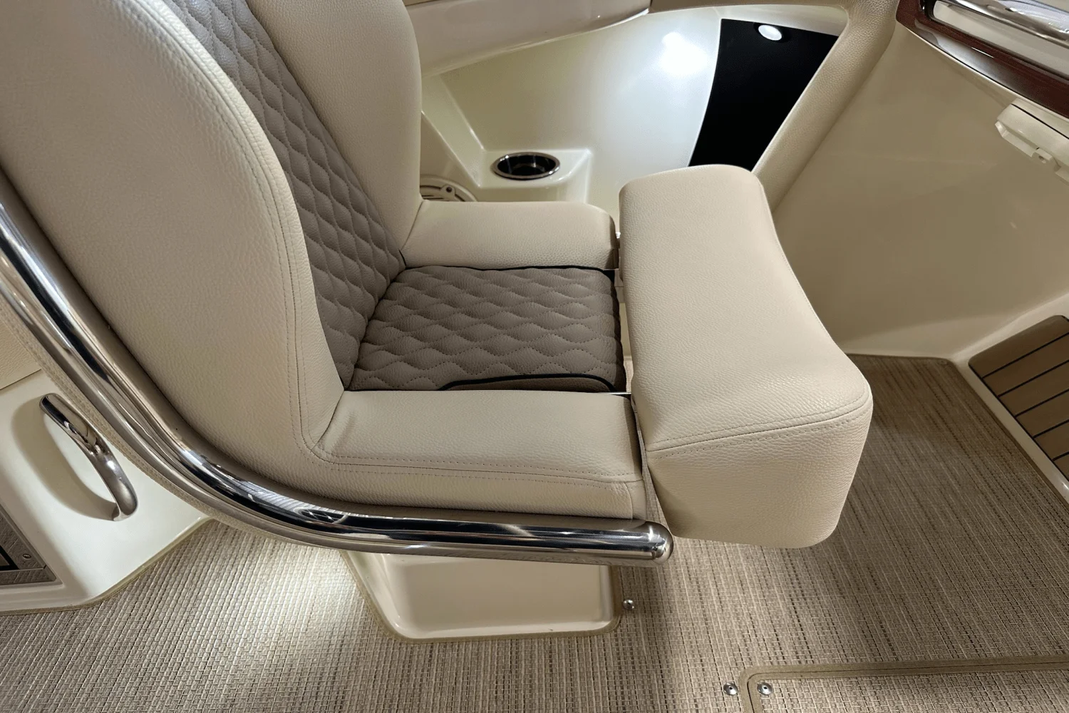 2024 Chris-Craft 25 GT Image Thumbnail #34