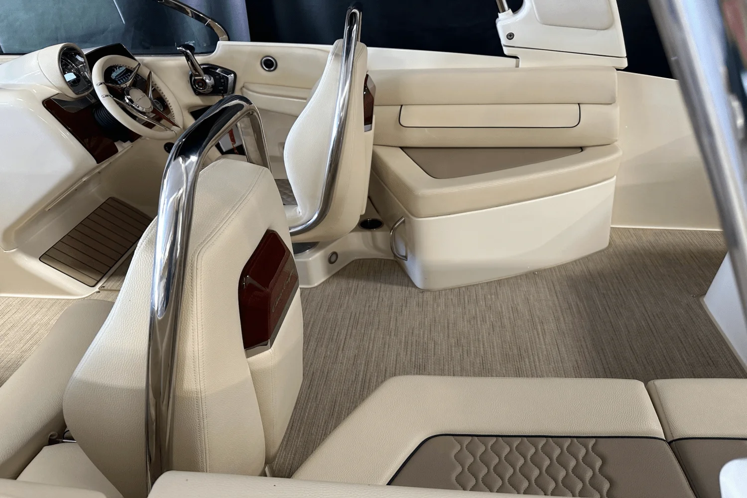 2024 Chris-Craft 25 GT Image Thumbnail #4