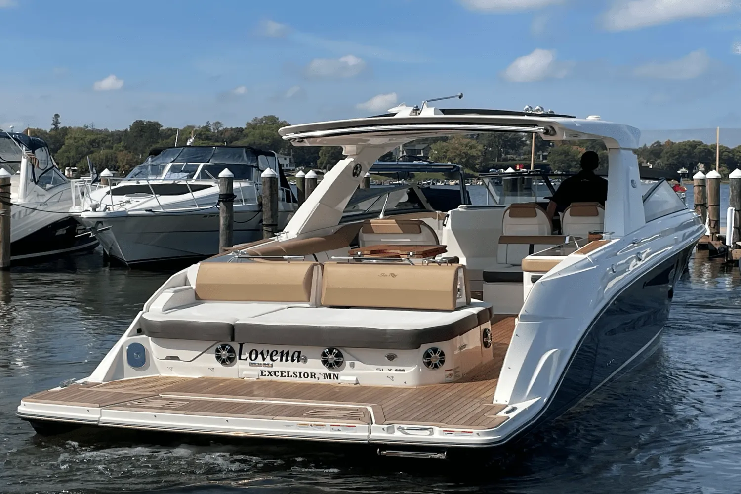 2019 Sea Ray 400 SLX Image Thumbnail #5