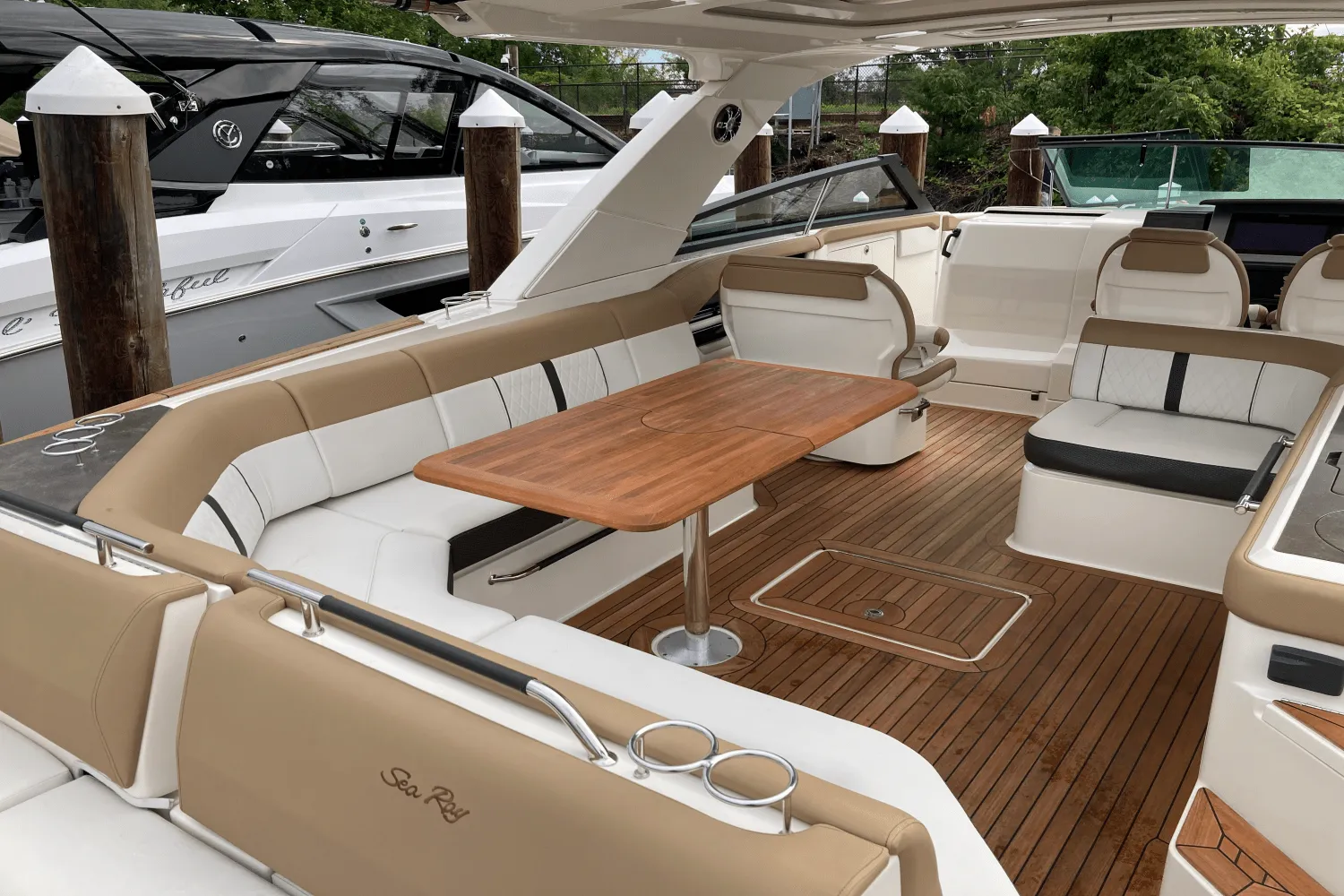 2019 Sea Ray 400 SLX Image Thumbnail #22