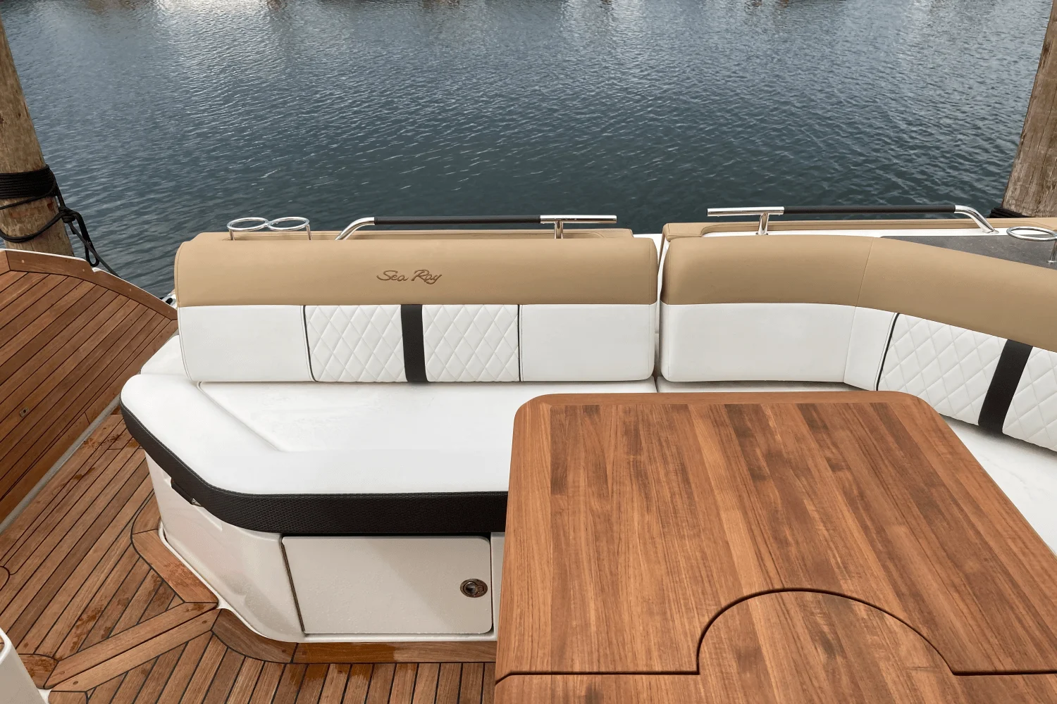 2019 Sea Ray 400 SLX Image Thumbnail #50