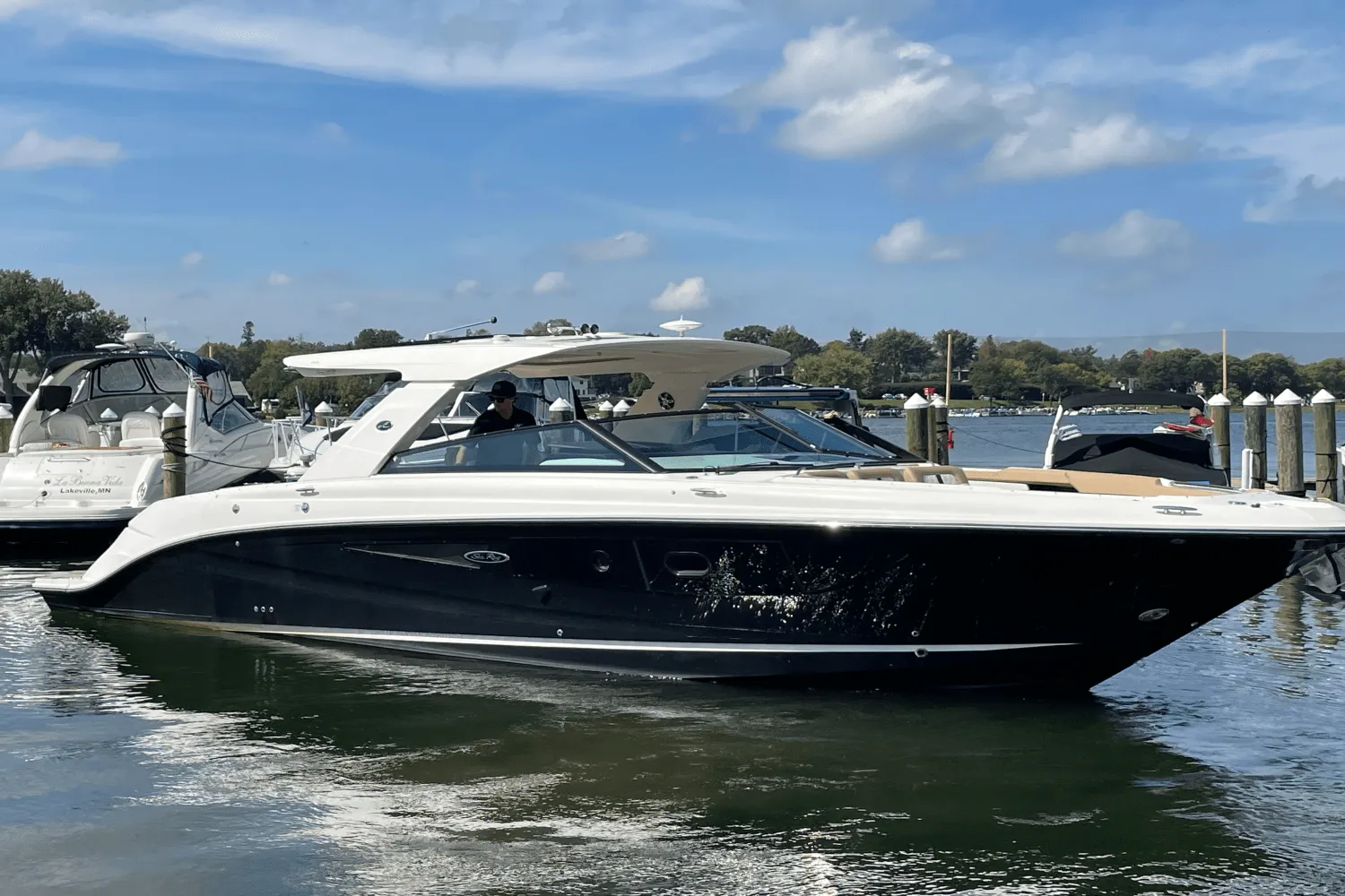2019 Sea Ray 400 SLX Image Thumbnail #9