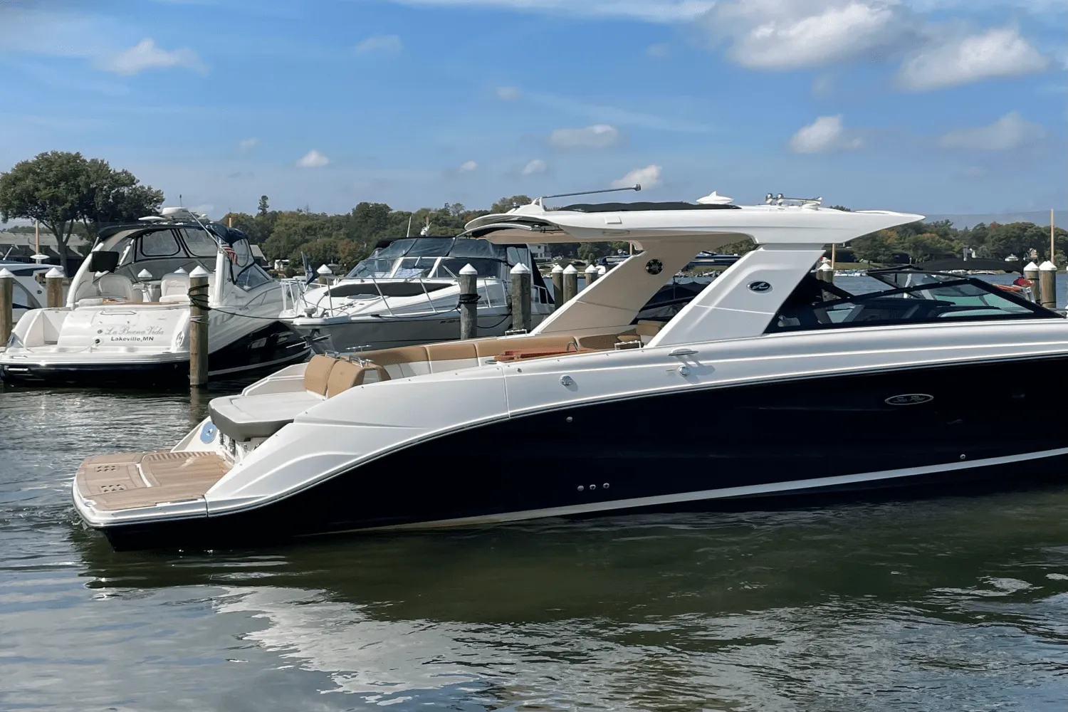 2019 Sea Ray 400 SLX Image Thumbnail #7