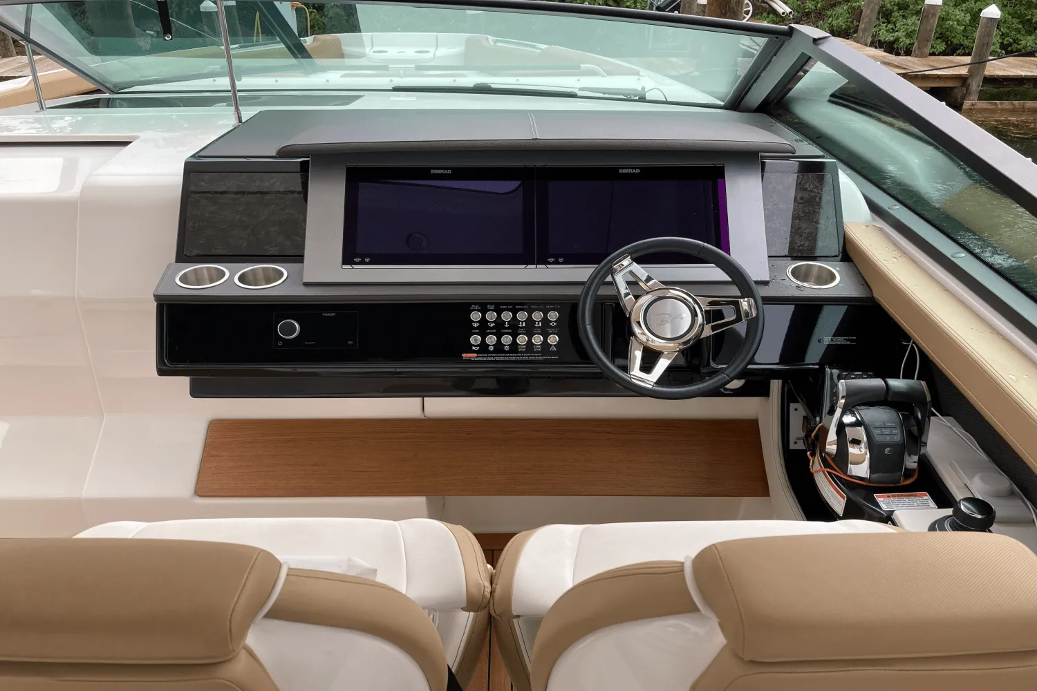 2019 Sea Ray 400 SLX Image Thumbnail #29