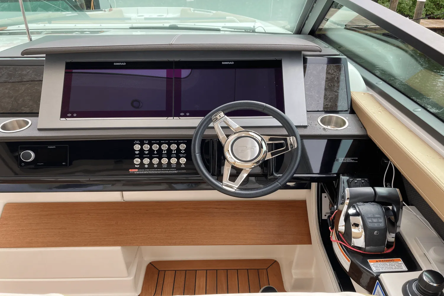 2019 Sea Ray 400 SLX Image Thumbnail #30