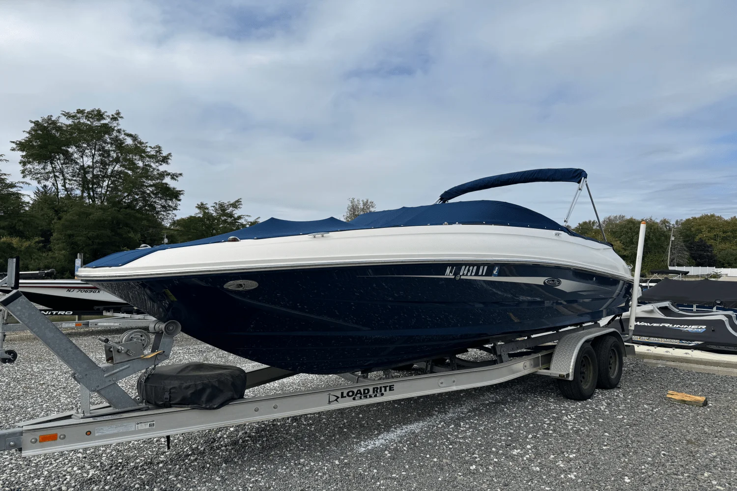 2016 Sea Ray 240 SUNDECK OUTBOARD Image Thumbnail #5