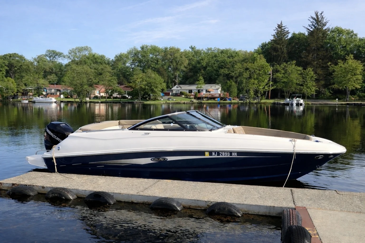 2016 Sea Ray 240 SUNDECK OUTBOARD Image Thumbnail #0