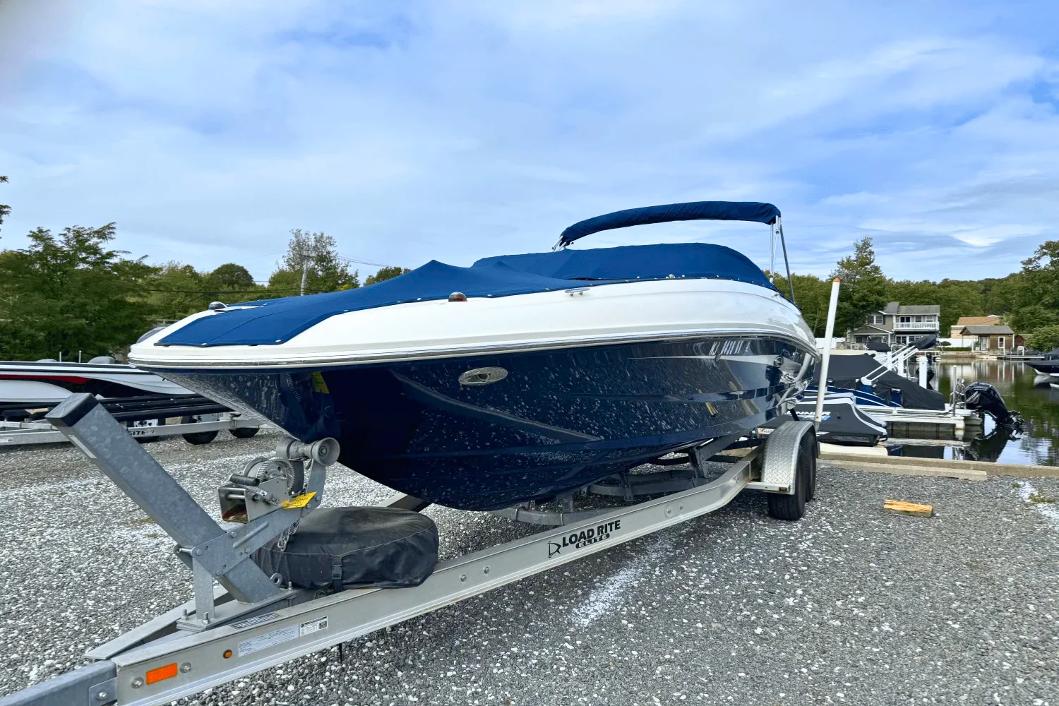 2016 Sea Ray 240 SUNDECK OUTBOARD Image Thumbnail #3