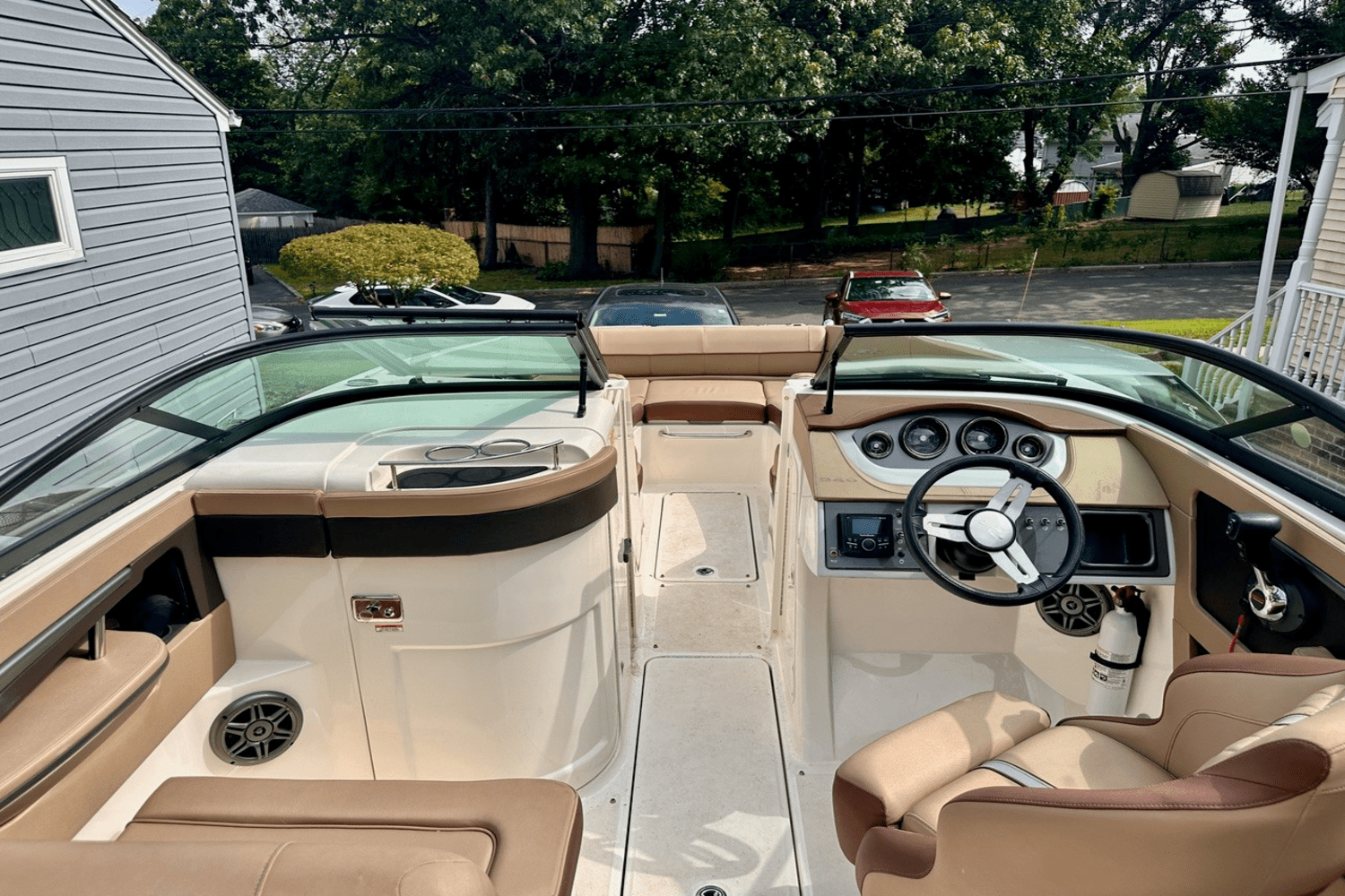 2016 Sea Ray 240 SUNDECK OB Image Thumbnail #6