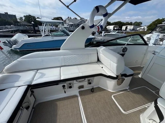 2019 Sea Ray 250 SDX-OB Image Thumbnail #33