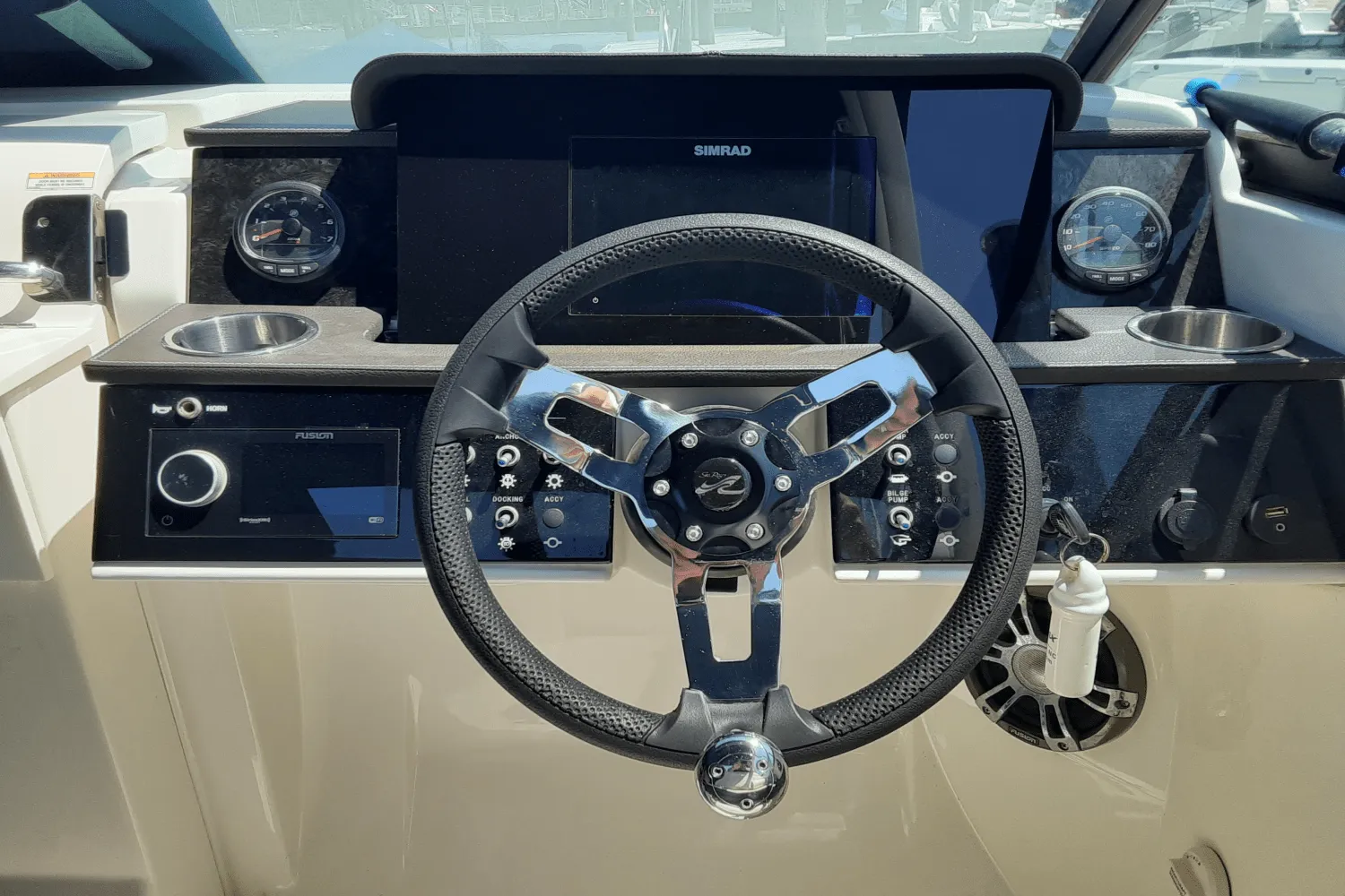 2019 Sea Ray 250 SDX-OB Image Thumbnail #13