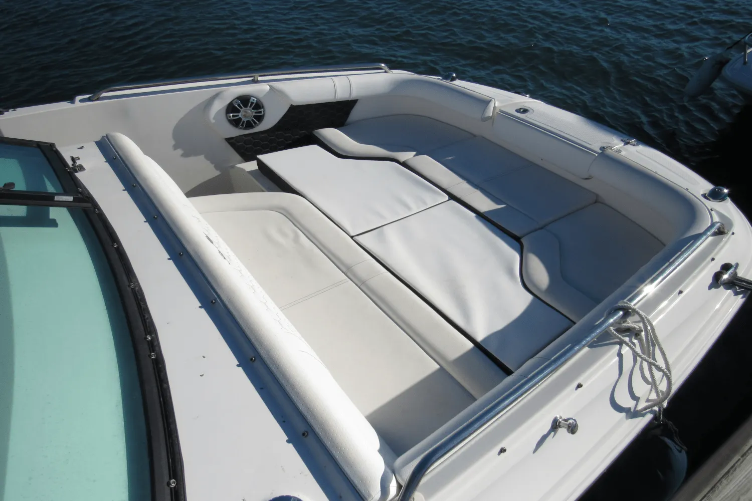 2019 Sea Ray 250 SDX-OB Image Thumbnail #21