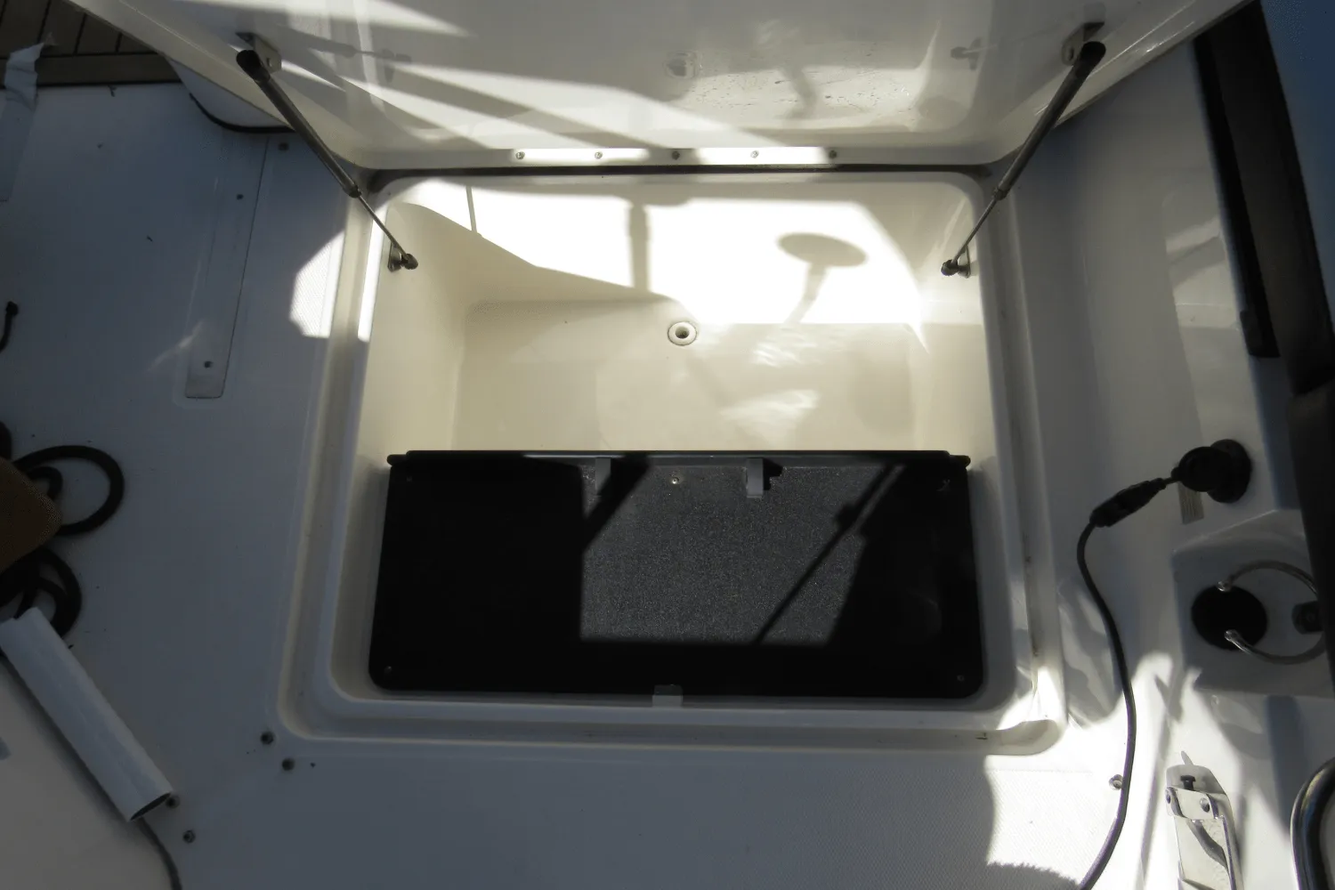 2019 Sea Ray 250 SDX-OB Image Thumbnail #25
