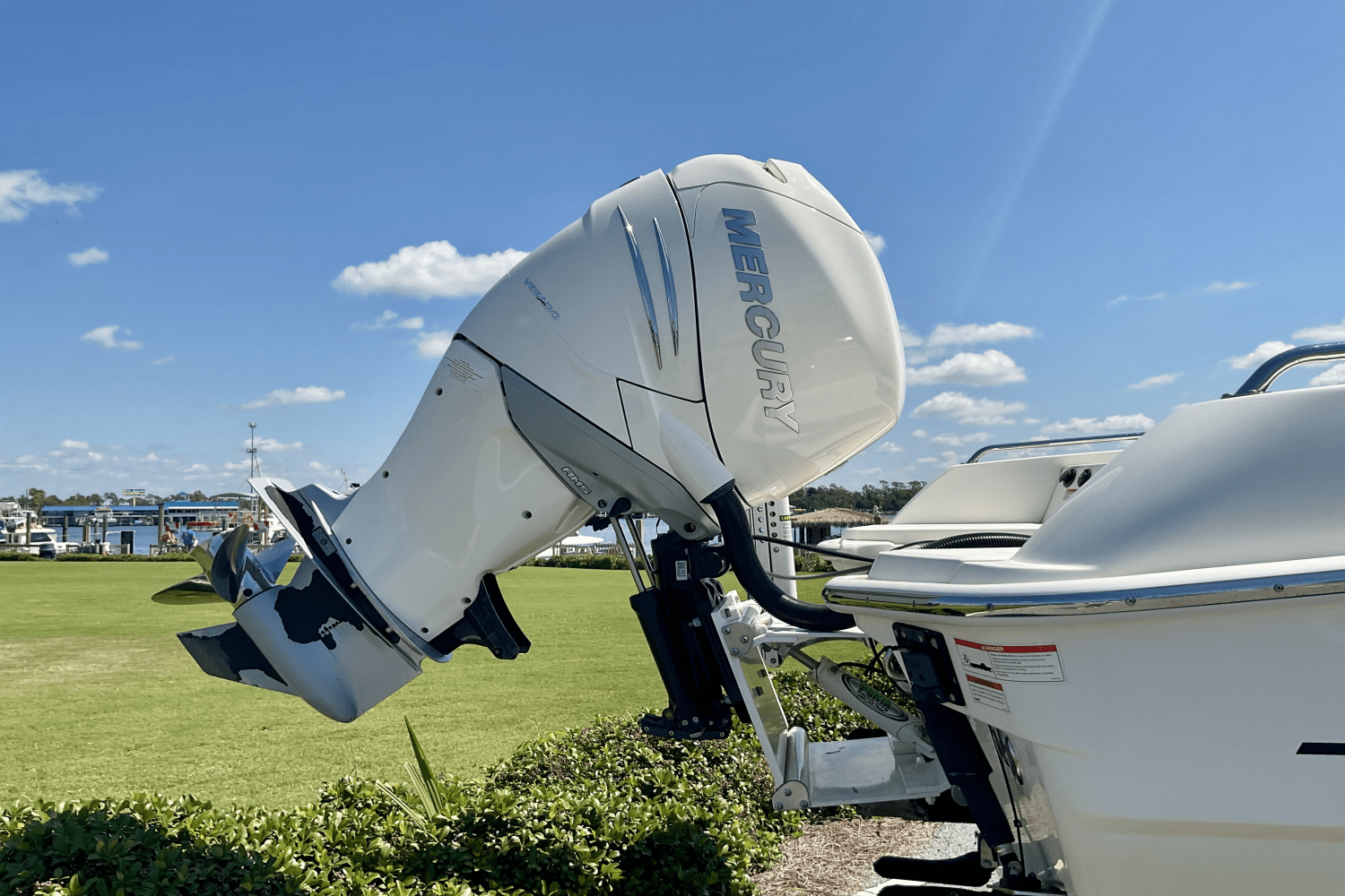 2019 Boston Whaler 270 Dauntless Image Thumbnail #10
