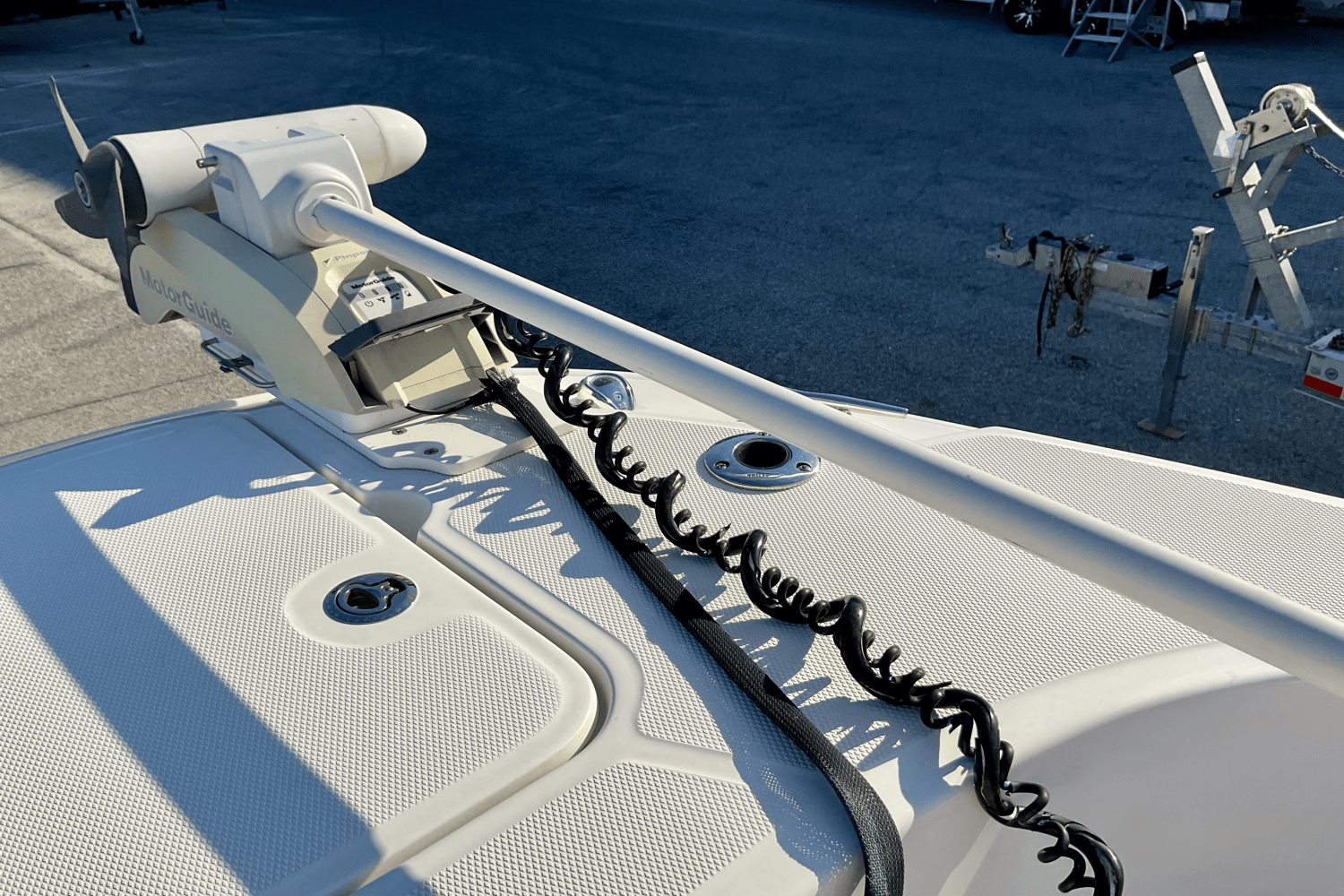 2019 Boston Whaler 270 Dauntless Image Thumbnail #22