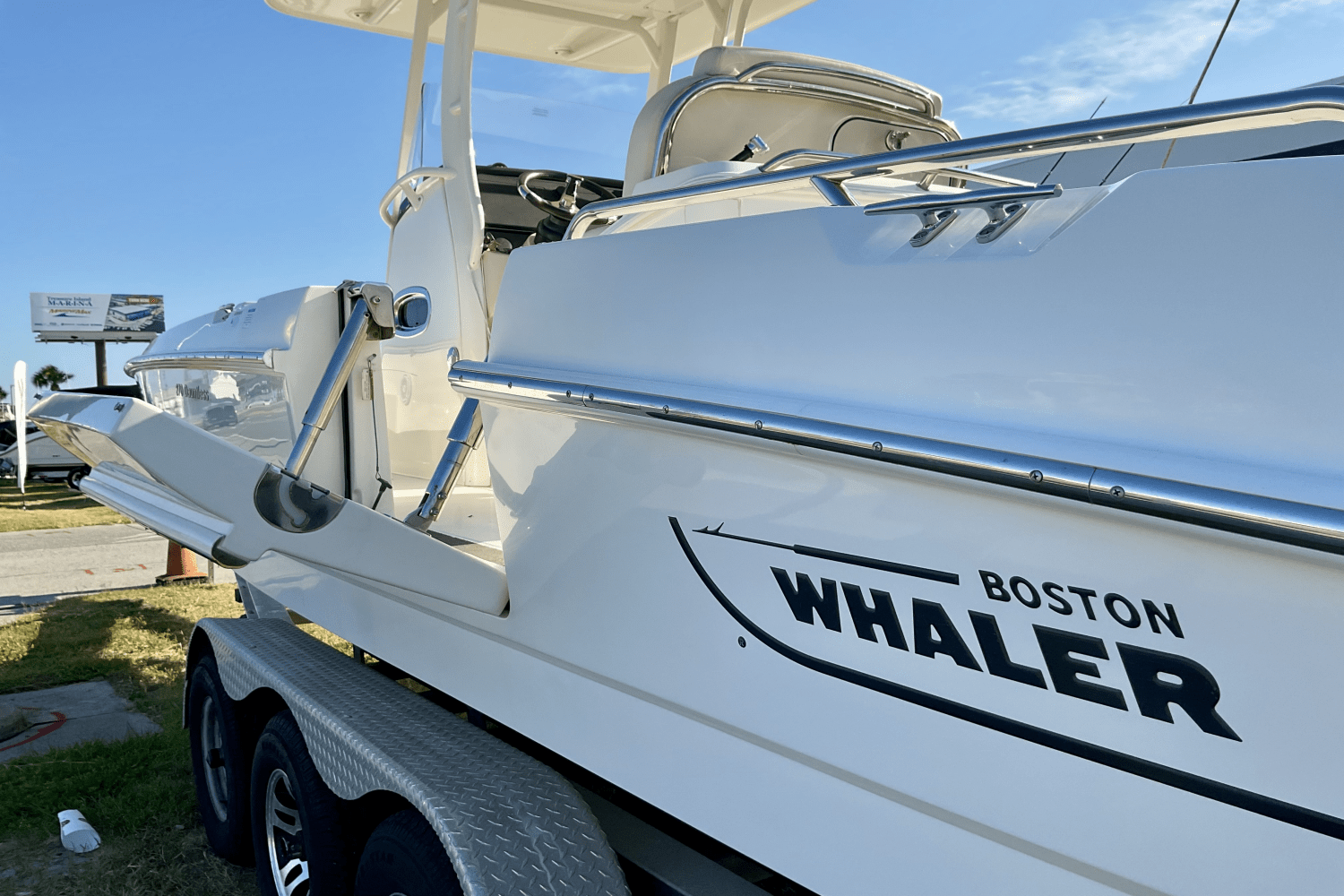 2019 Boston Whaler 270 Dauntless Image Thumbnail #6
