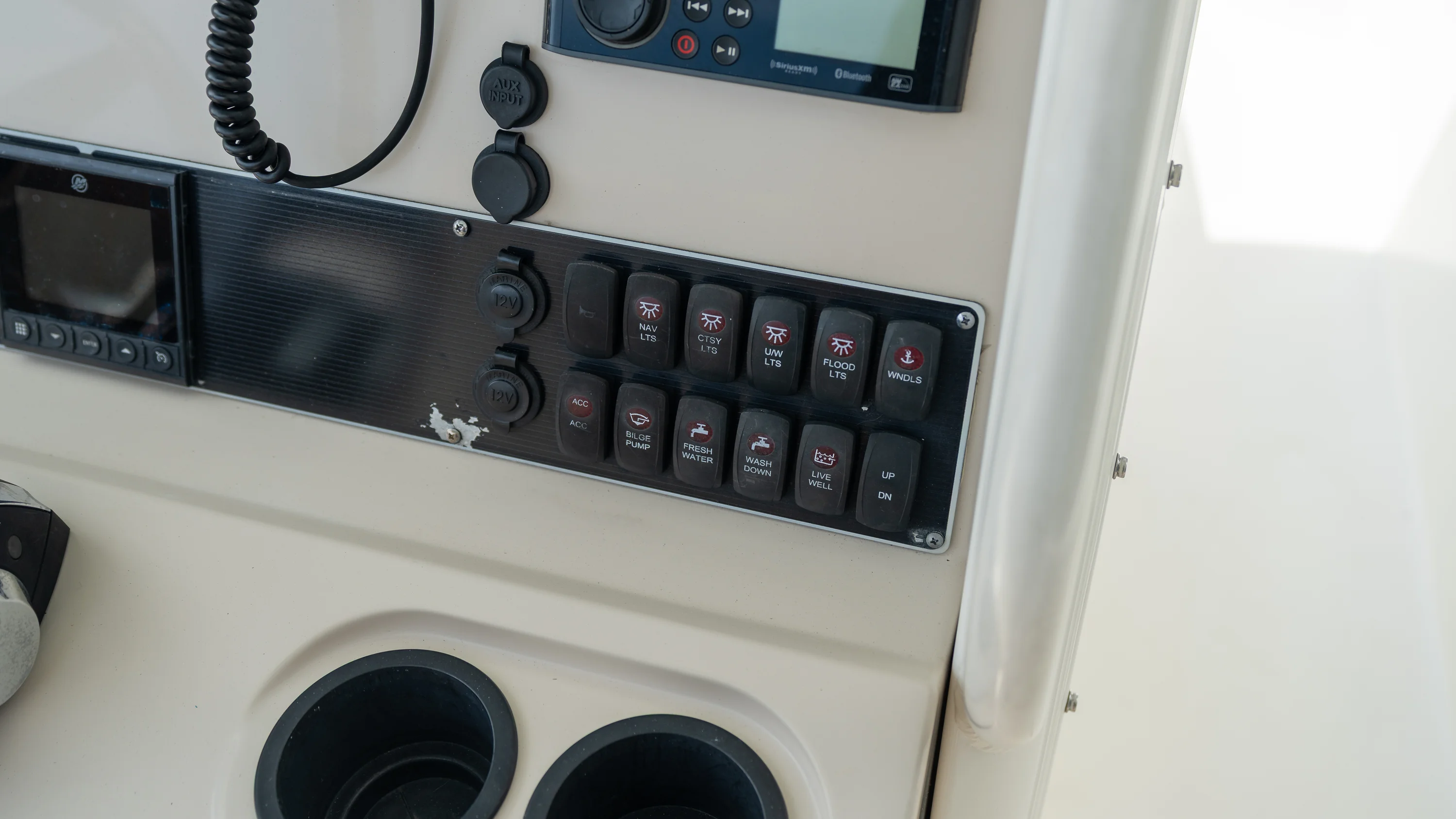 2019 Boston Whaler 270 Dauntless Image Thumbnail #20