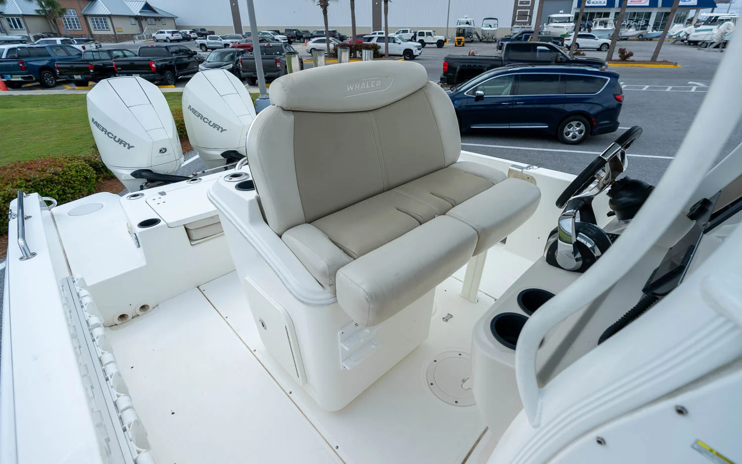 2019 Boston Whaler 270 Dauntless Image Thumbnail #23
